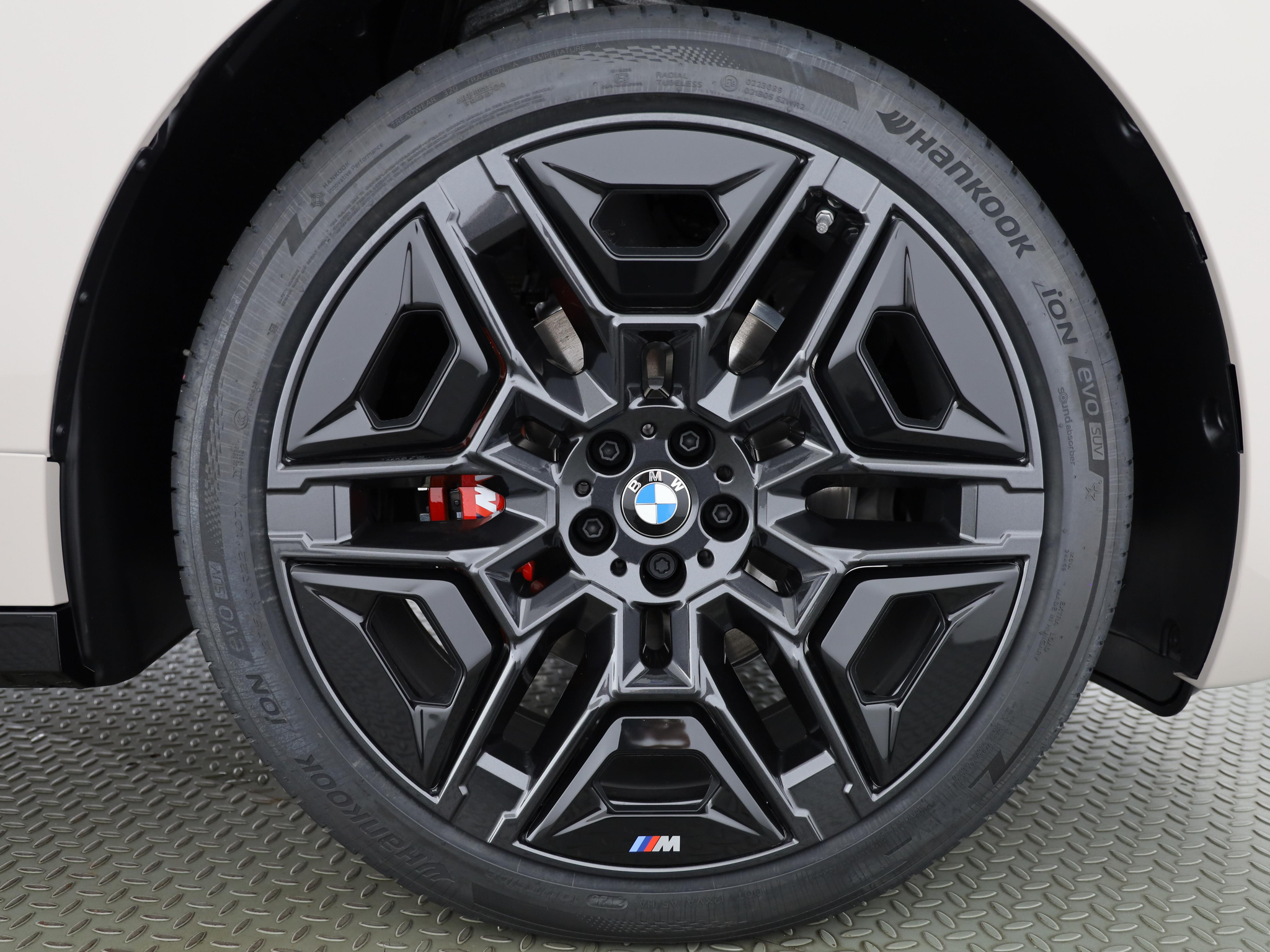 listing desktop thumbnail image 21