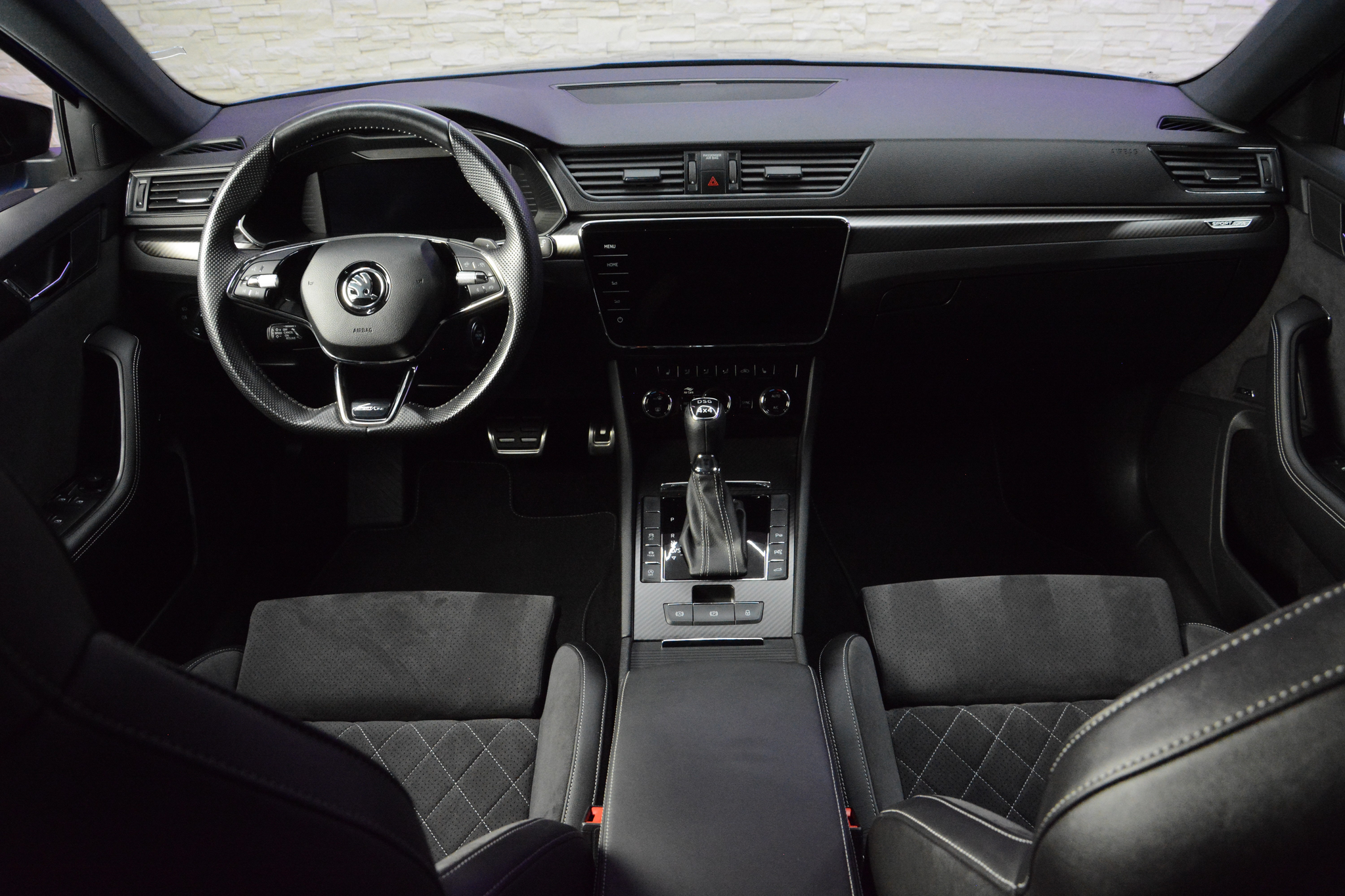 listing desktop thumbnail image 10