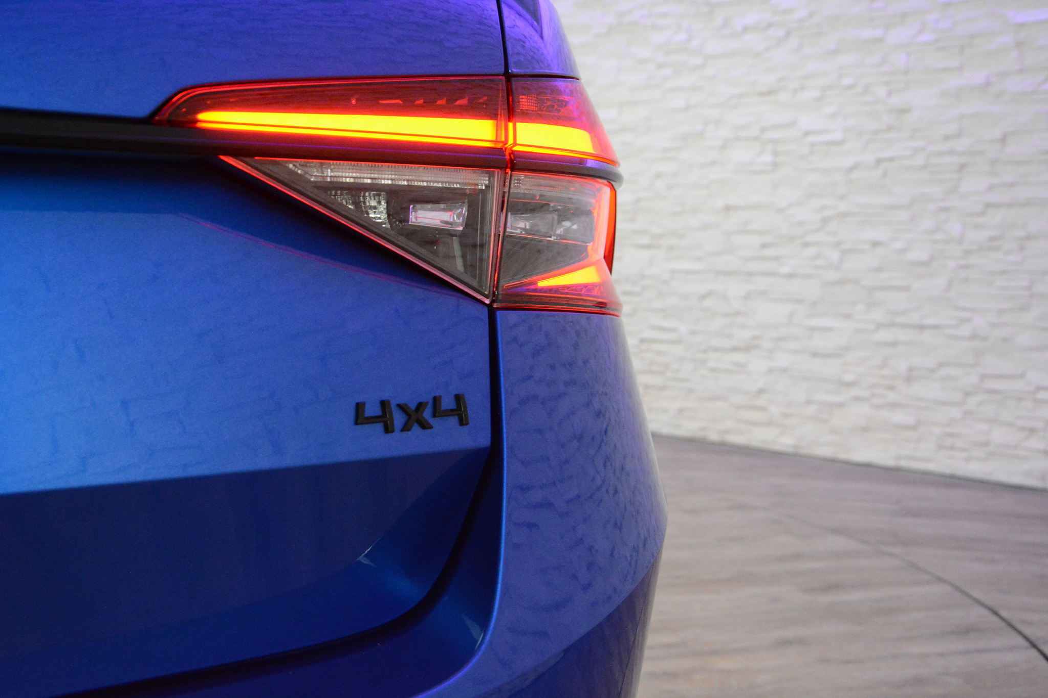 listing desktop thumbnail image 22