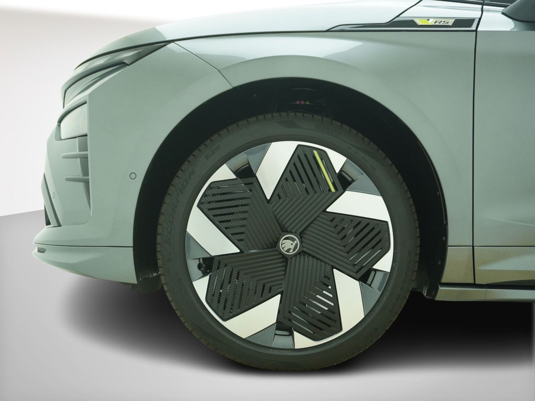 listing desktop thumbnail image 9