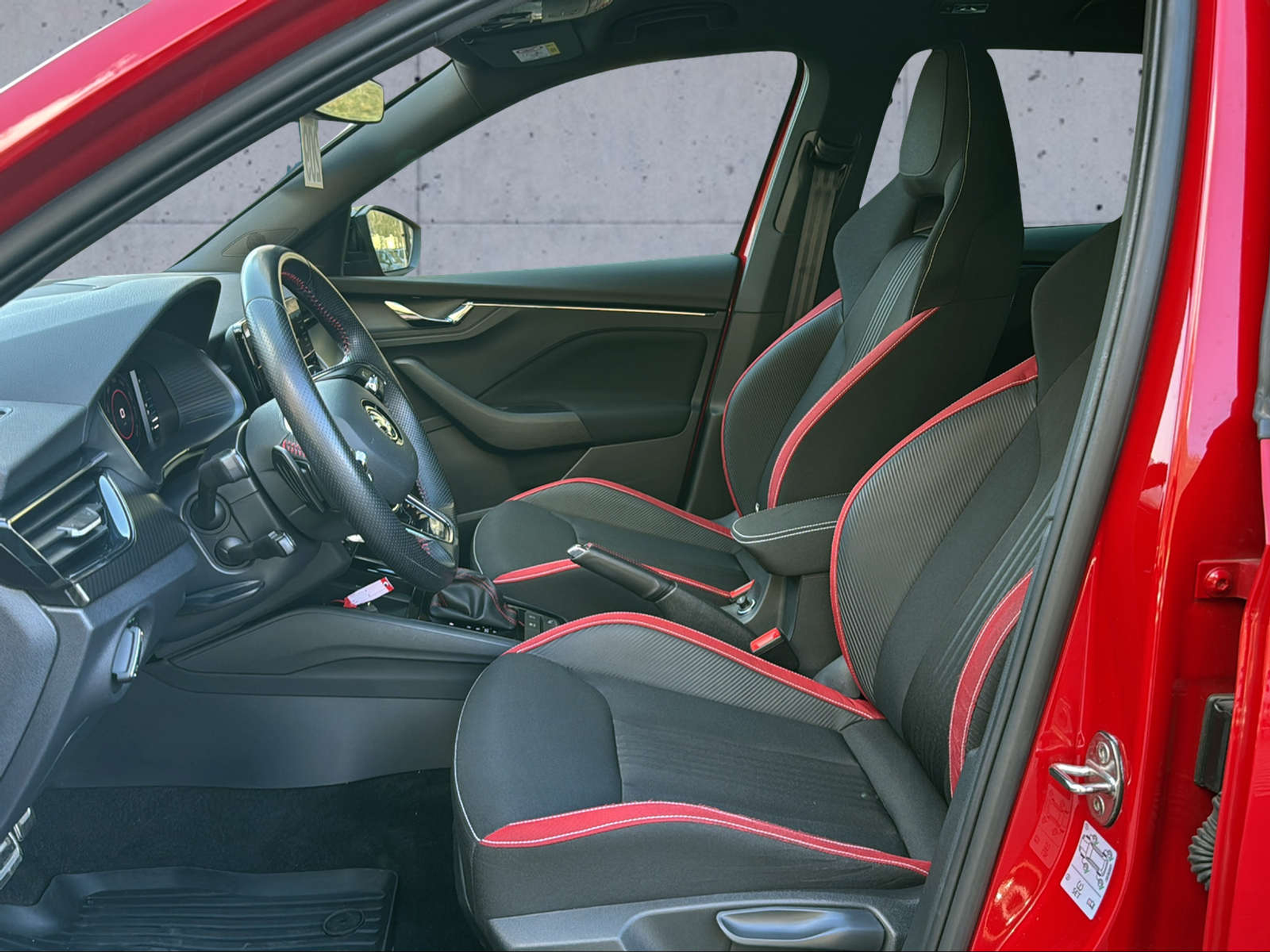 listing desktop thumbnail image 10