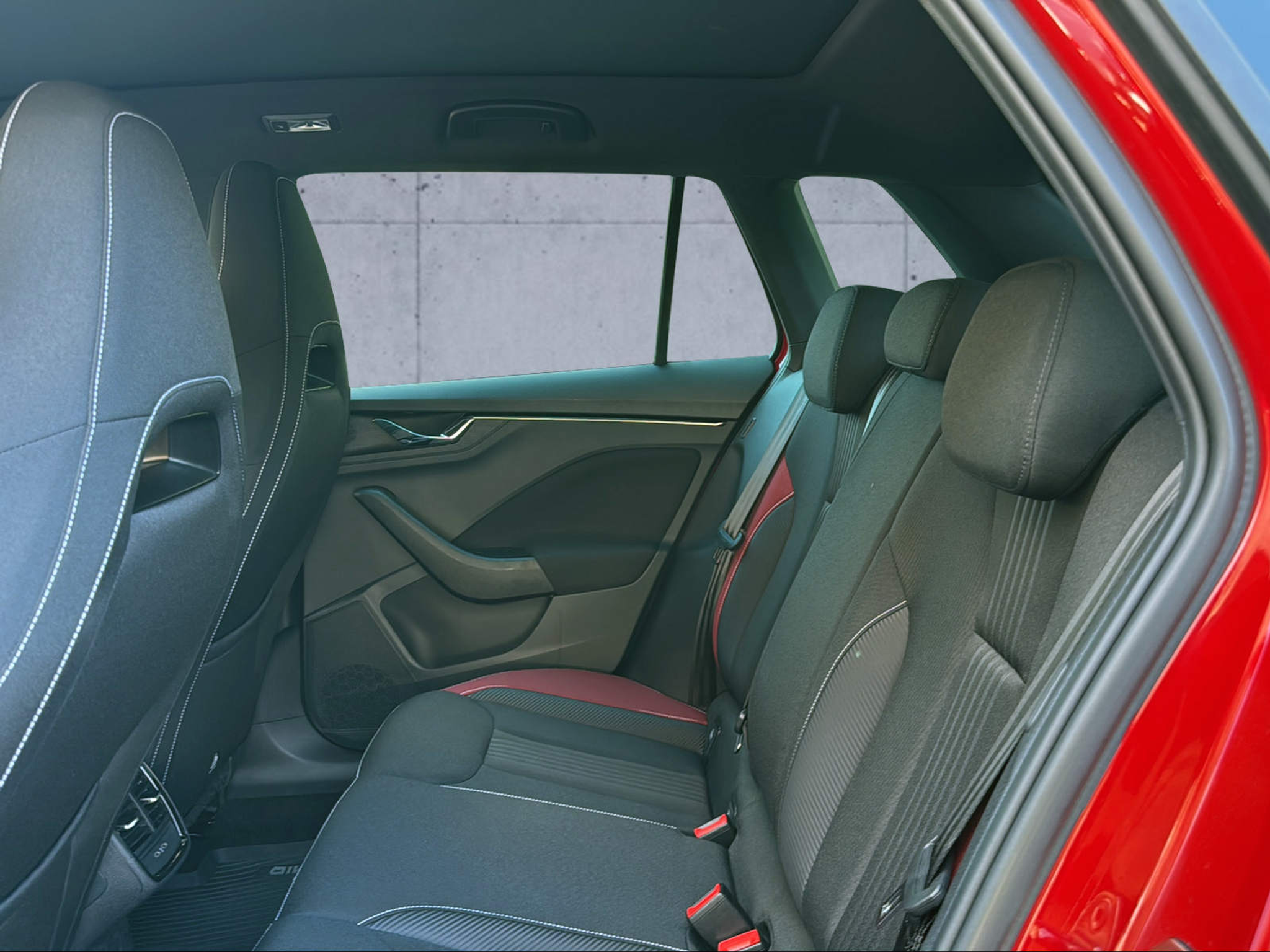 listing desktop thumbnail image 14