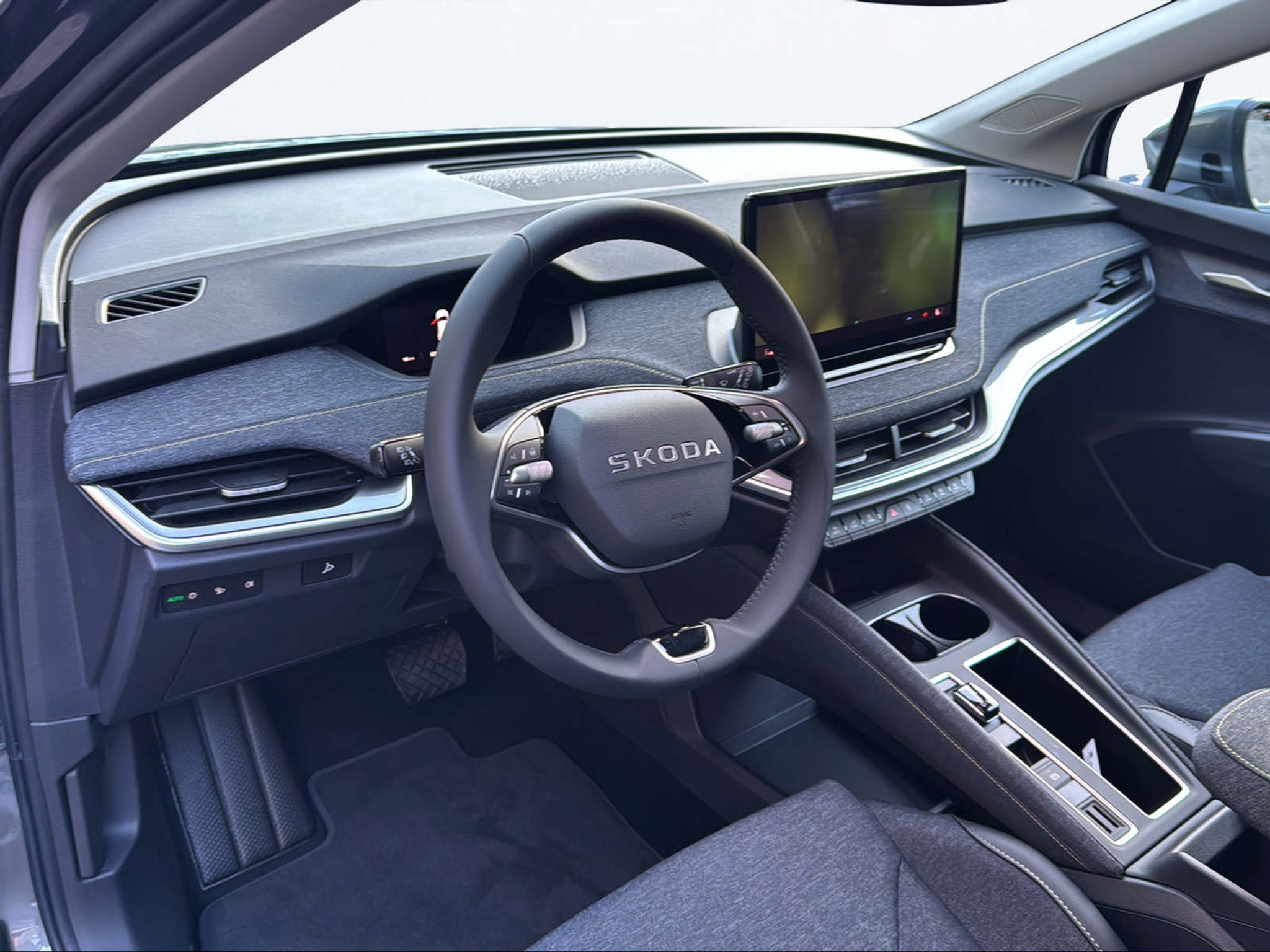 listing desktop thumbnail image 11