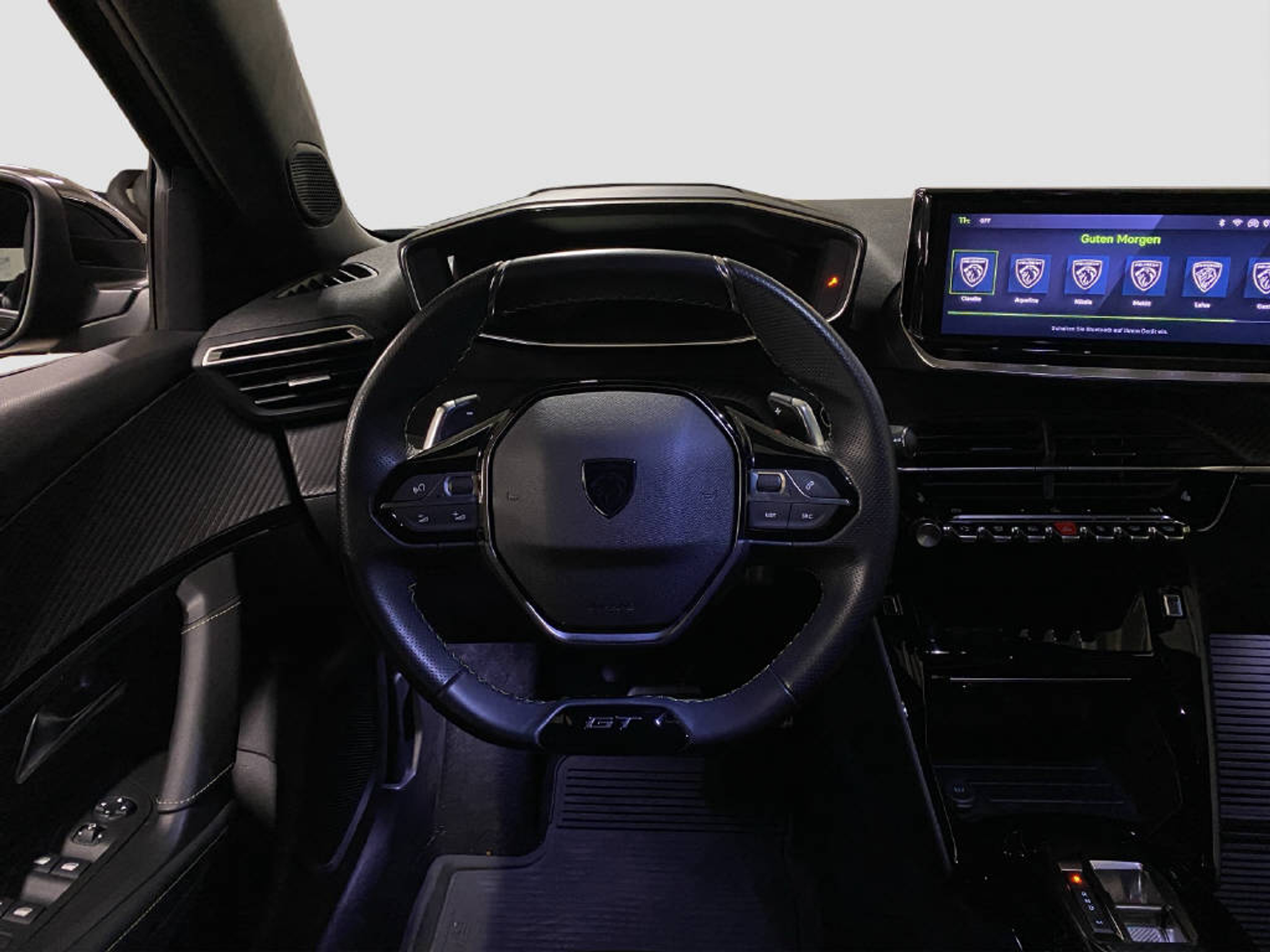 listing desktop thumbnail image 7