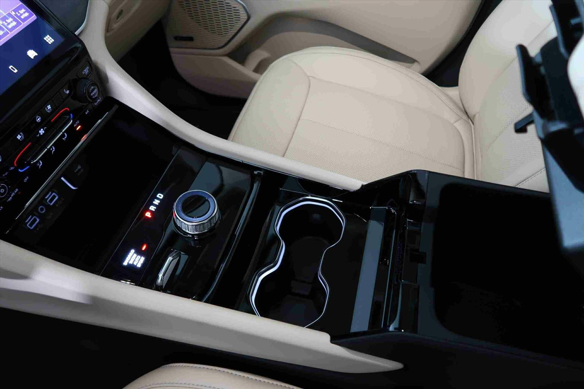 listing desktop thumbnail image 12