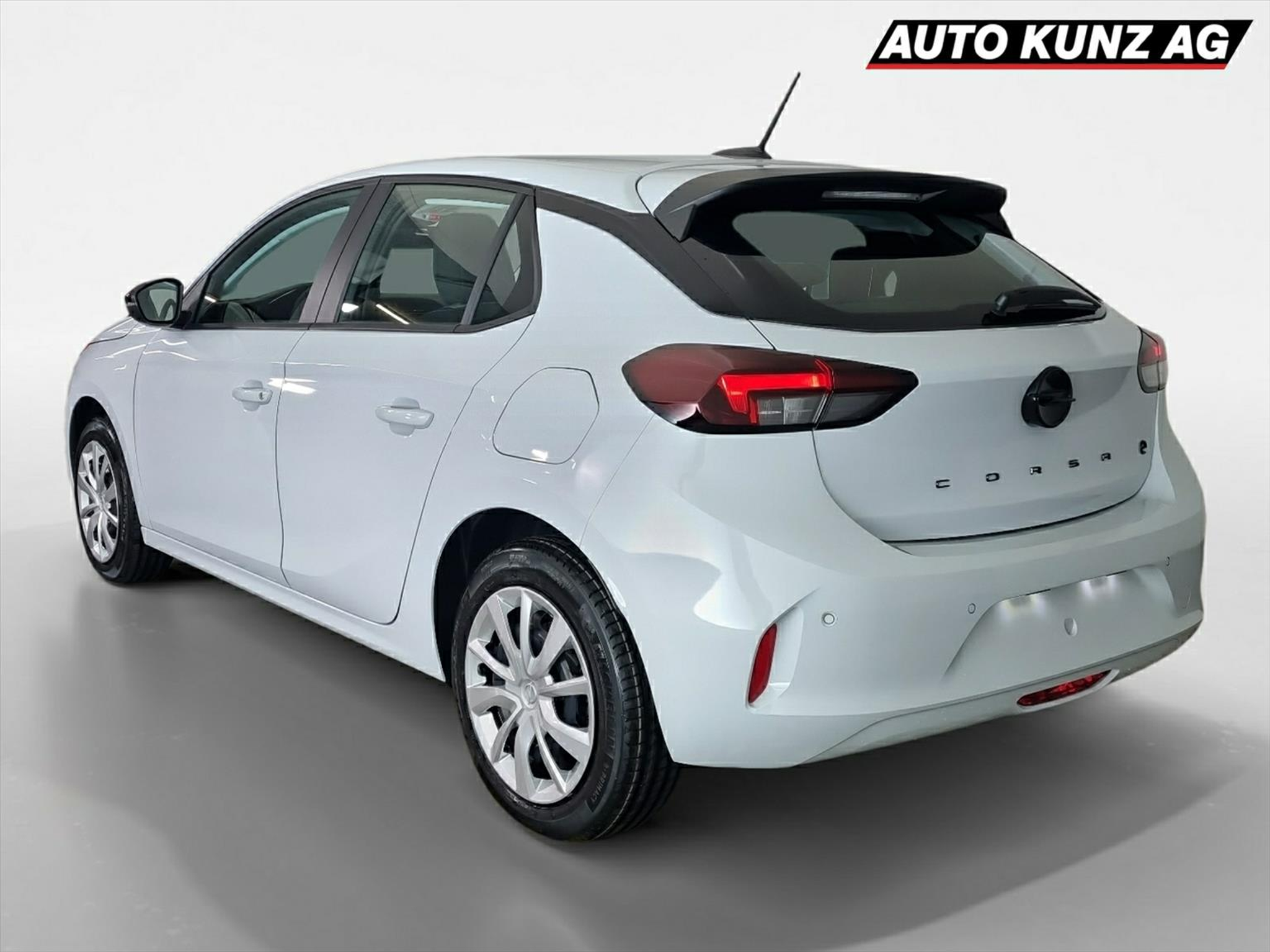 listing desktop thumbnail image 1