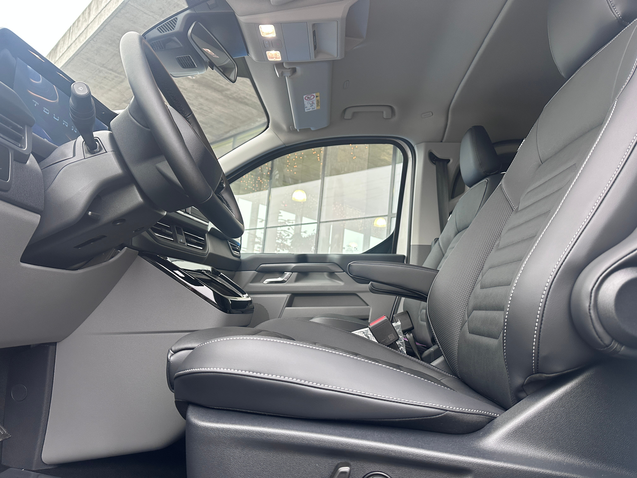 listing desktop thumbnail image 10