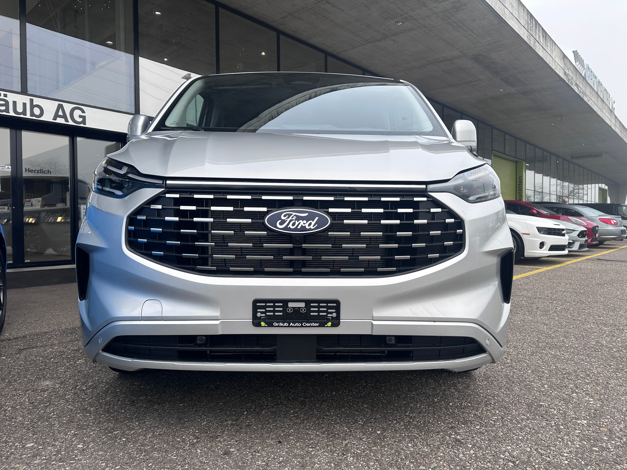 listing desktop thumbnail image 1