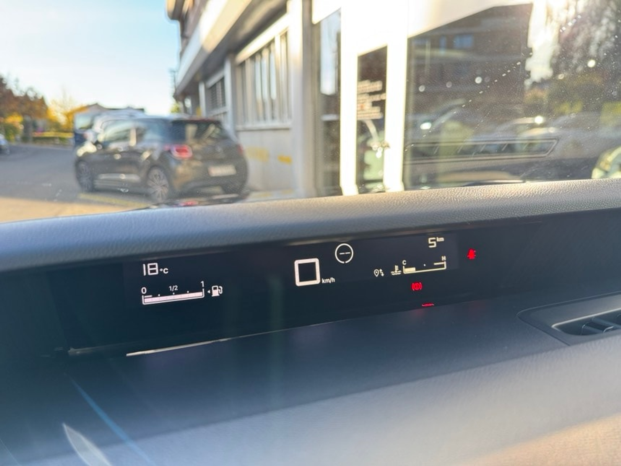 listing desktop thumbnail image 14