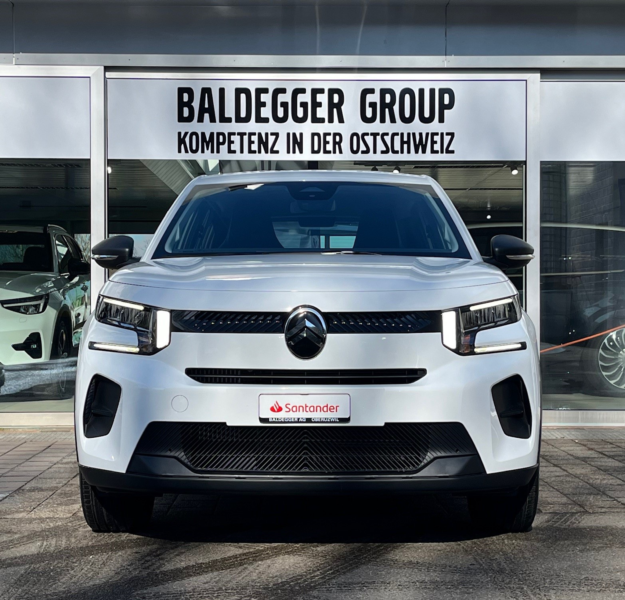 listing desktop thumbnail image 5