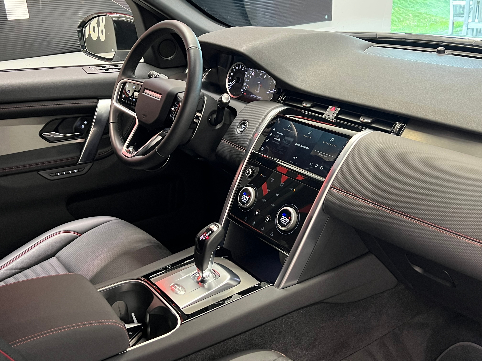 listing desktop thumbnail image 24