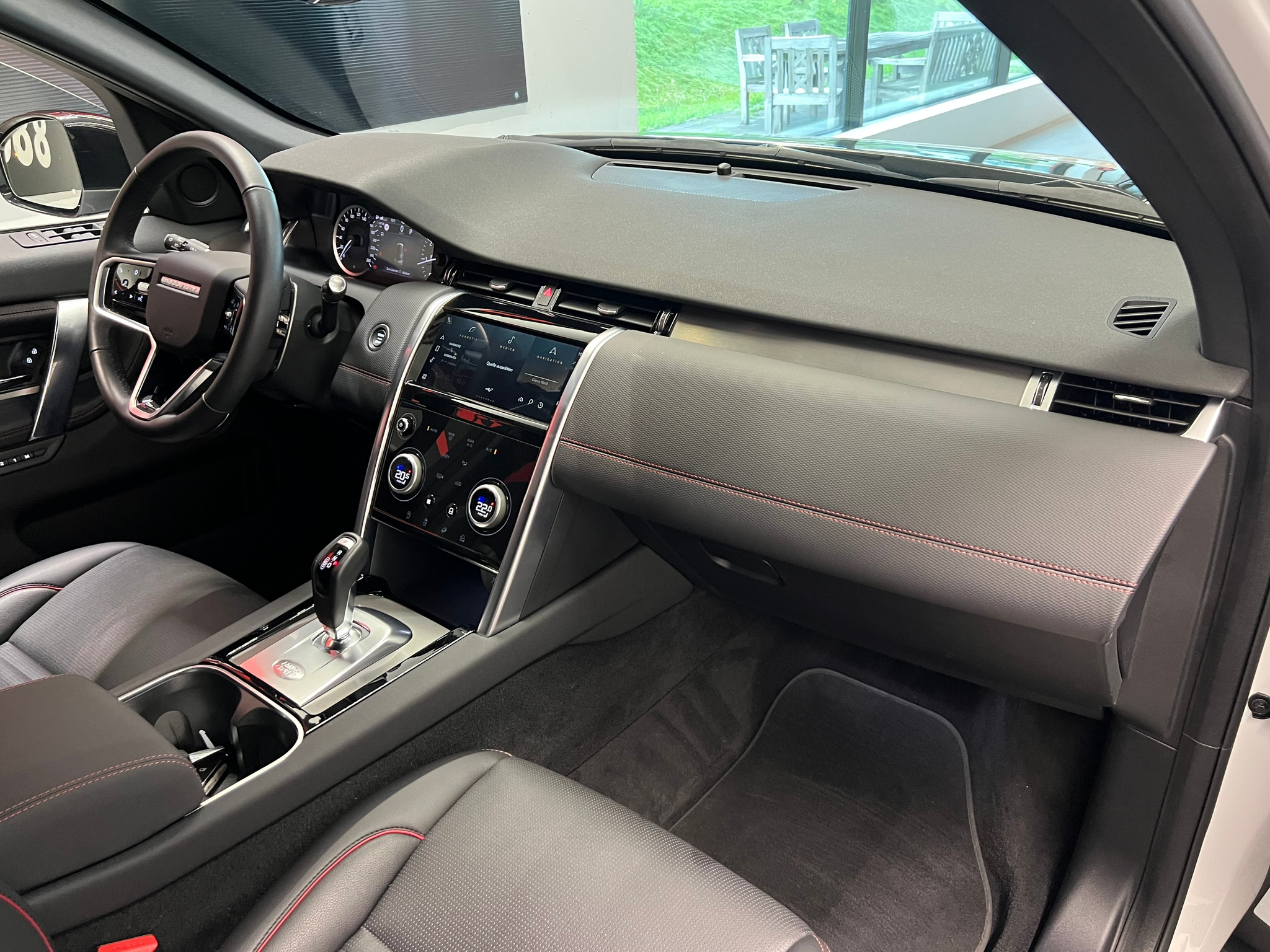 listing desktop thumbnail image 23