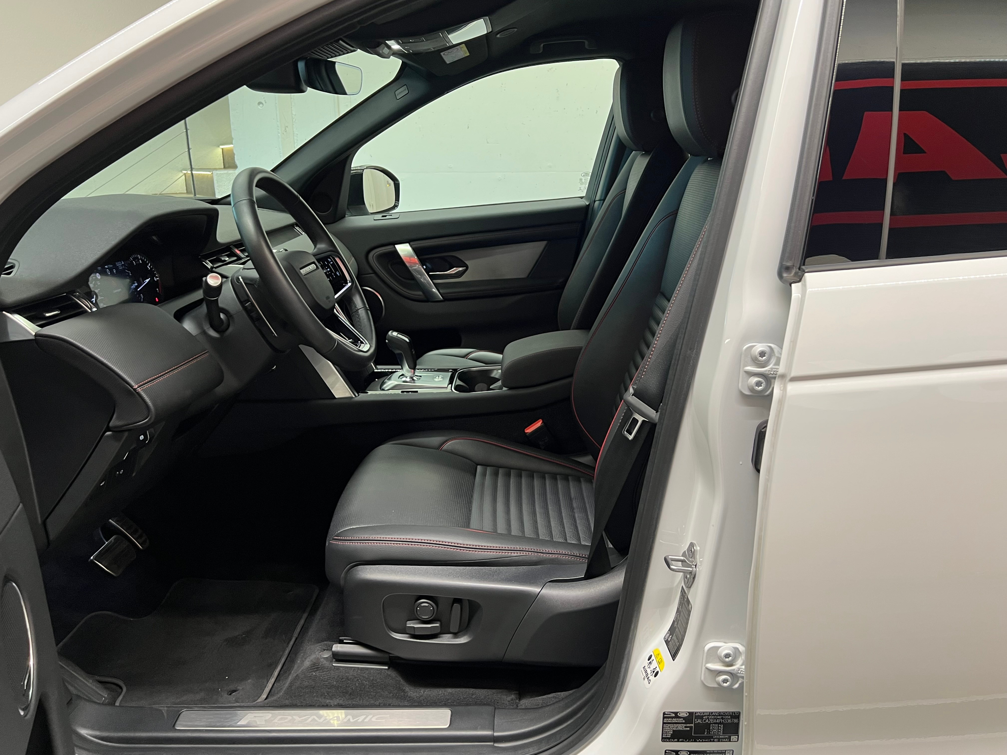 listing desktop thumbnail image 15