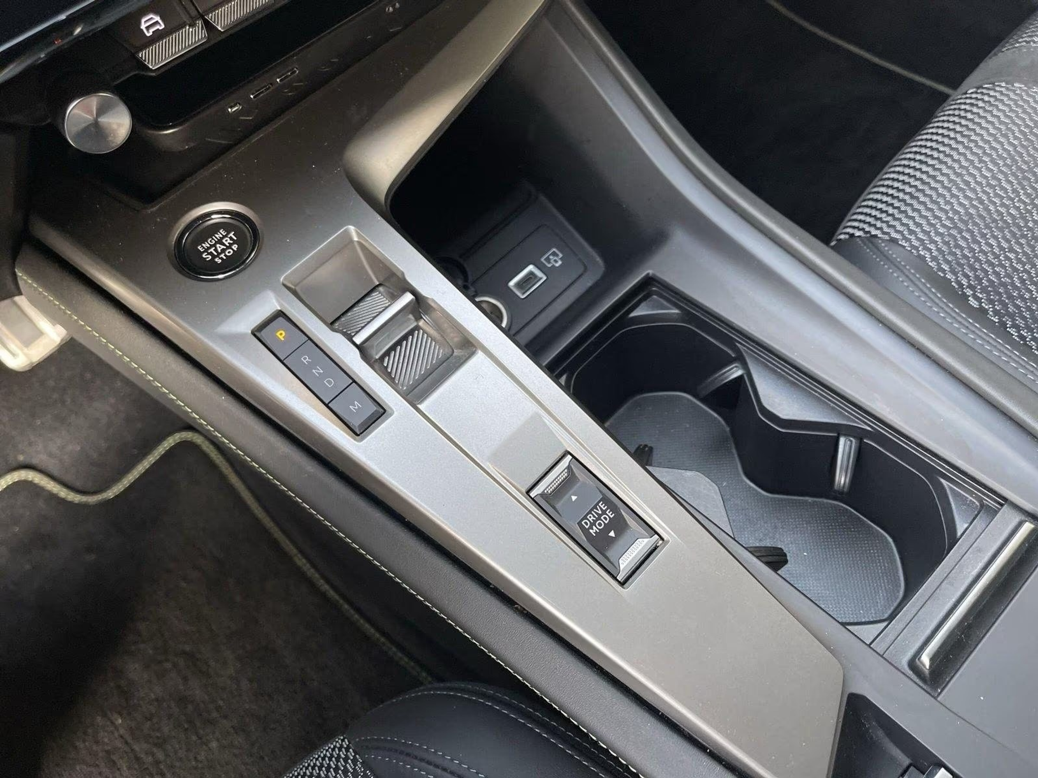 listing desktop thumbnail image 31