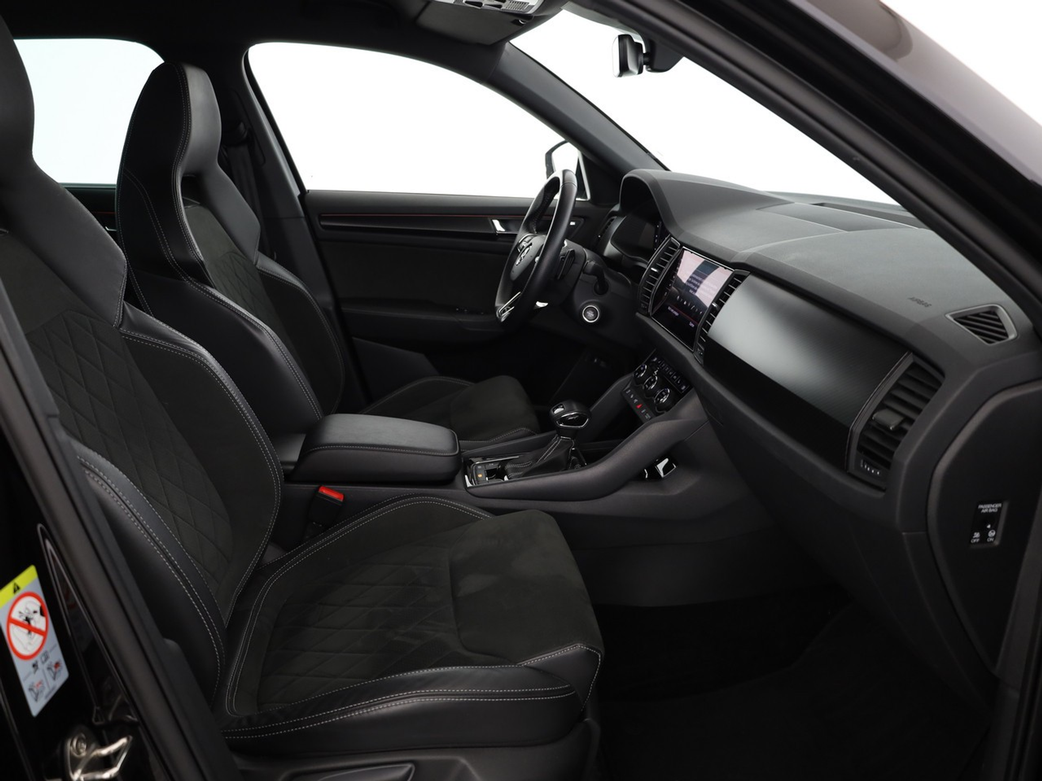 listing desktop thumbnail image 9