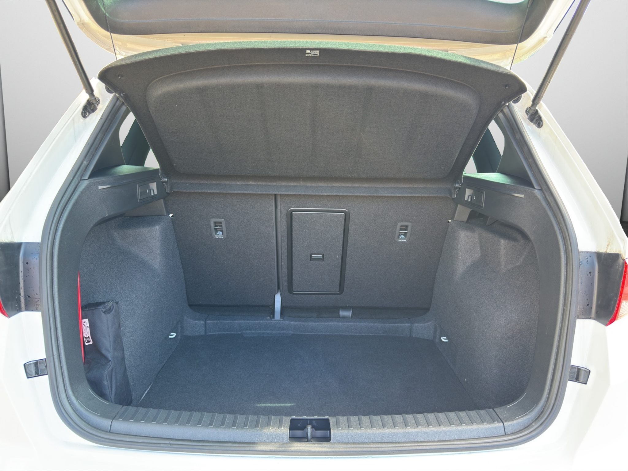 listing desktop thumbnail image 14