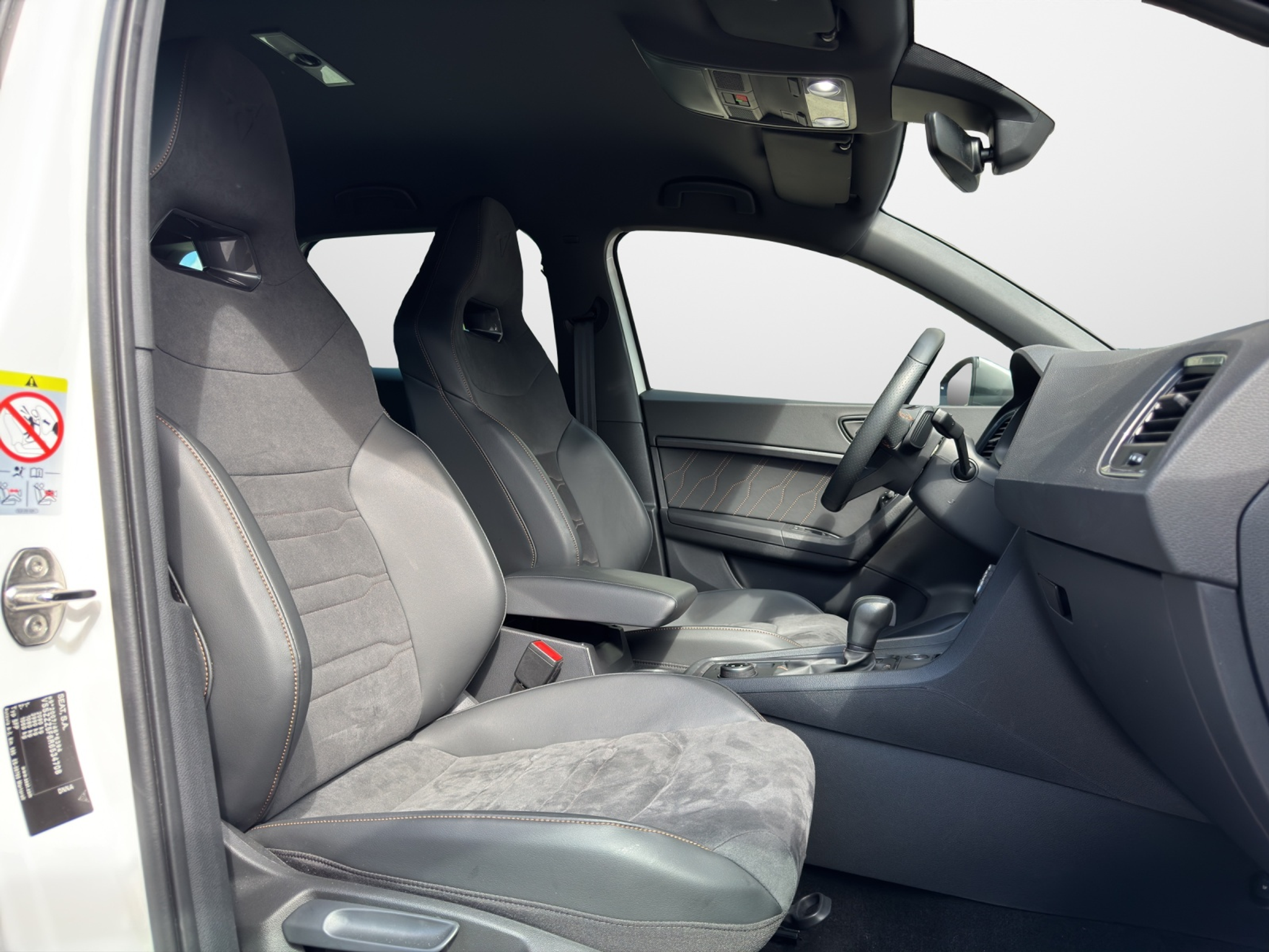 listing desktop thumbnail image 5