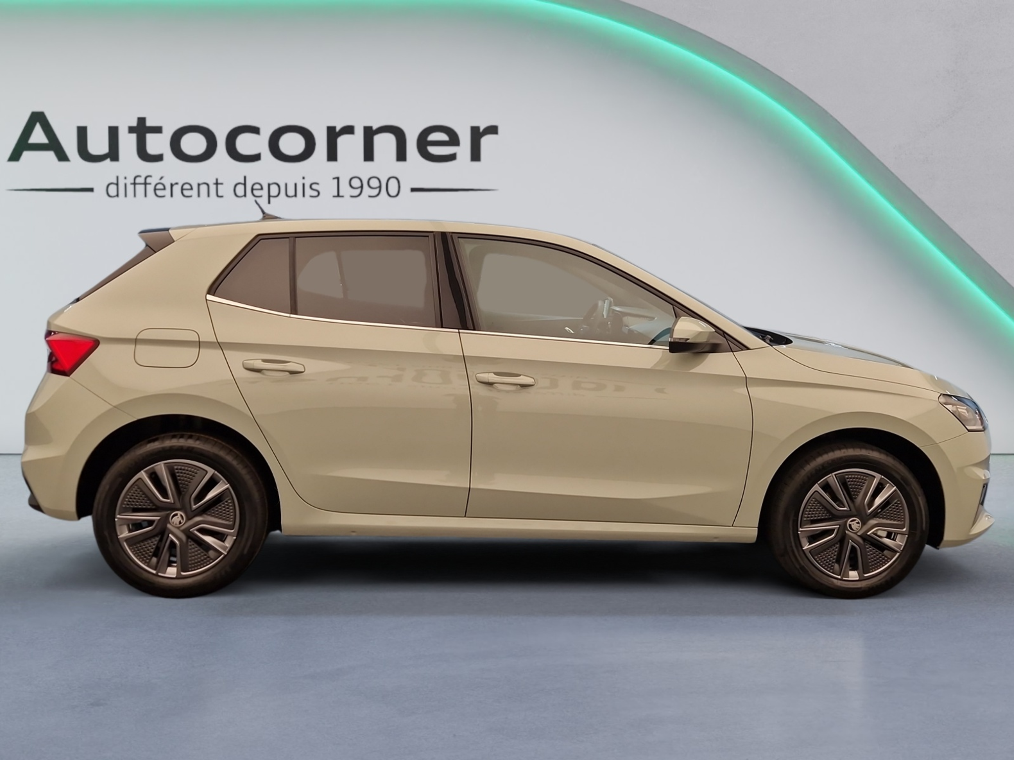 listing desktop thumbnail image 5