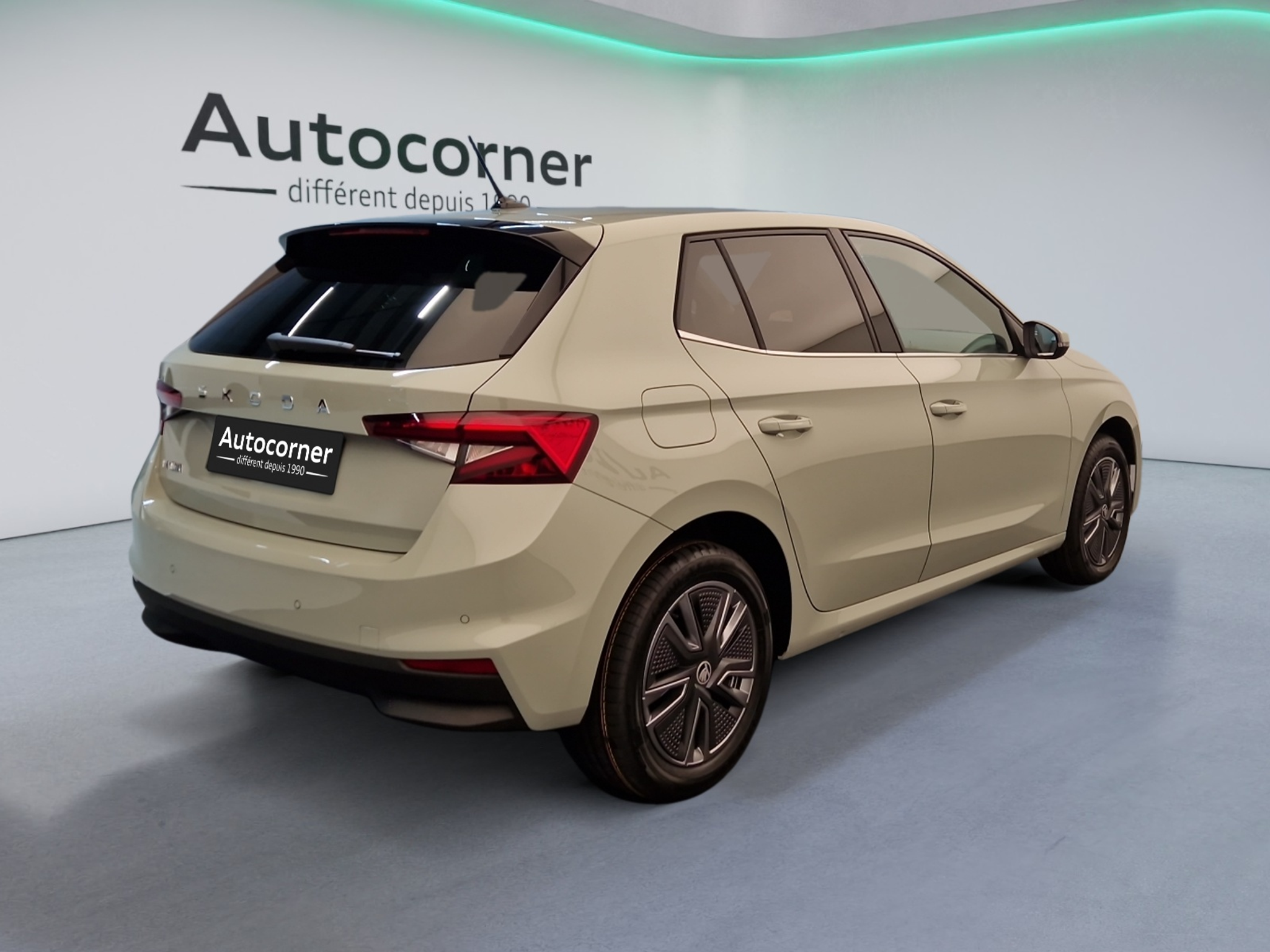 listing desktop thumbnail image 4