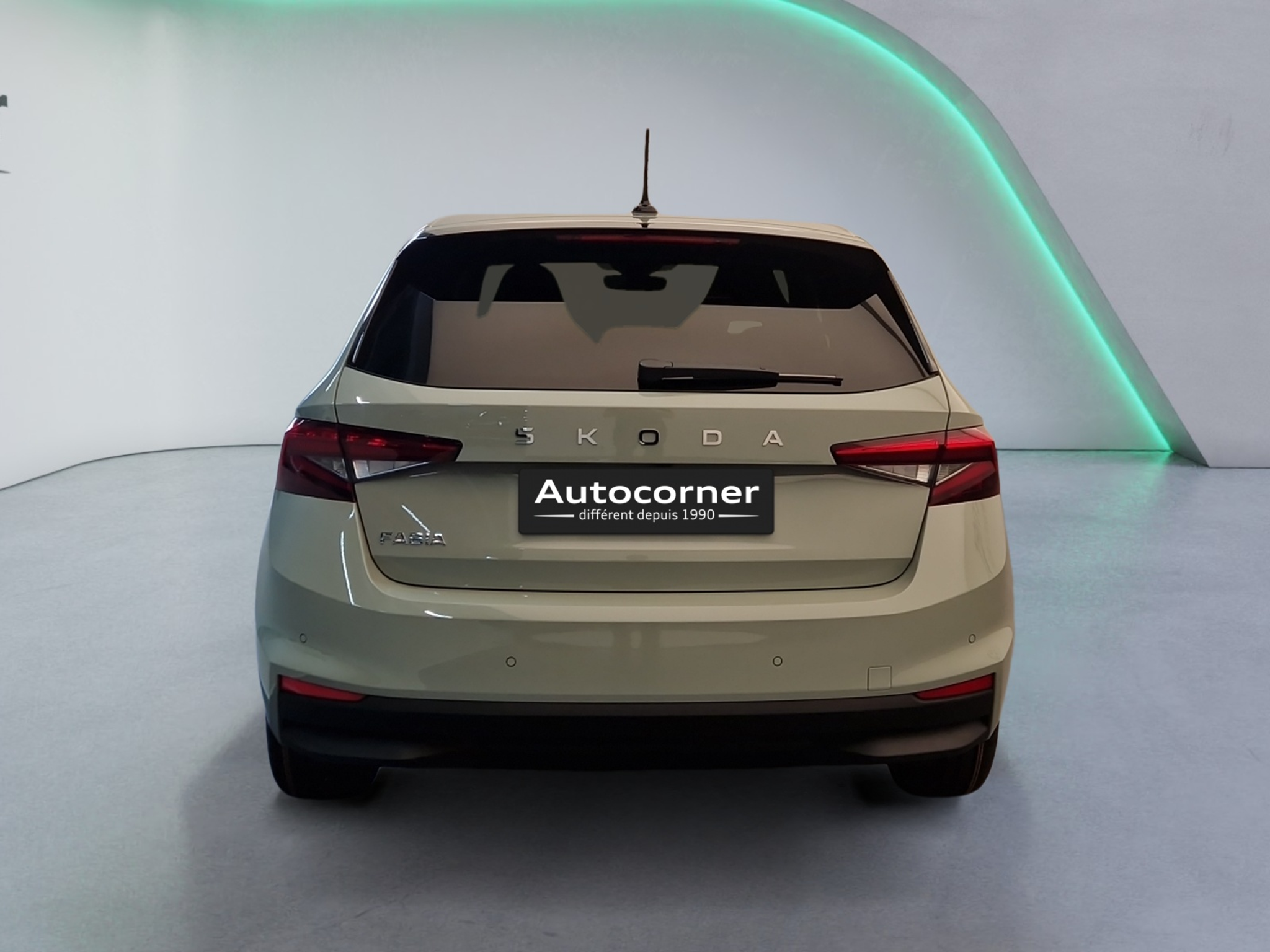 listing desktop thumbnail image 3