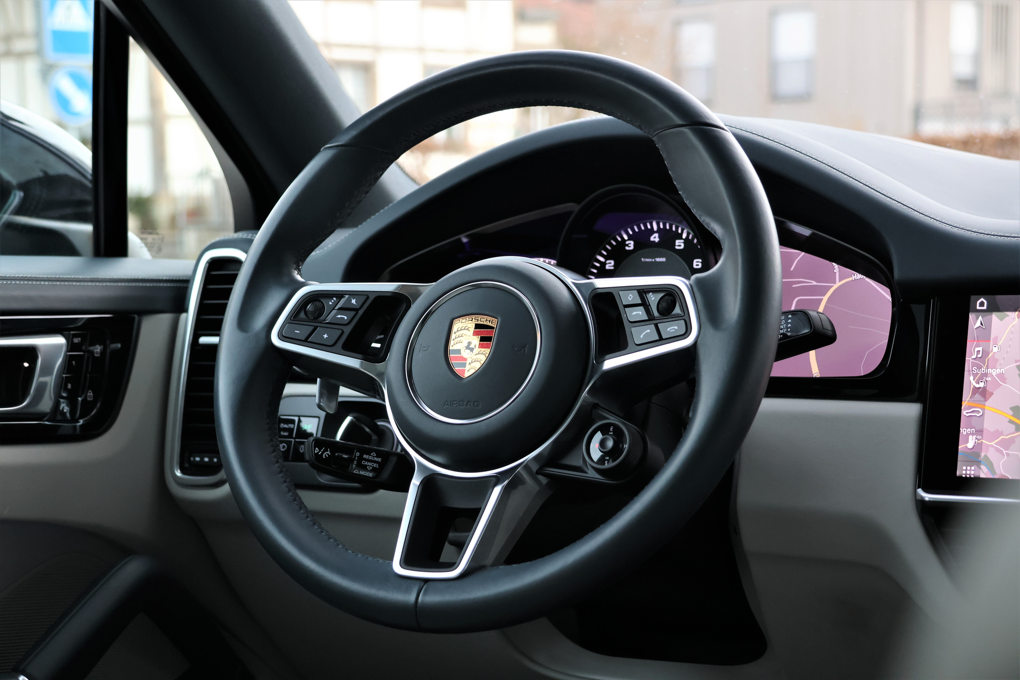 listing desktop thumbnail image 14