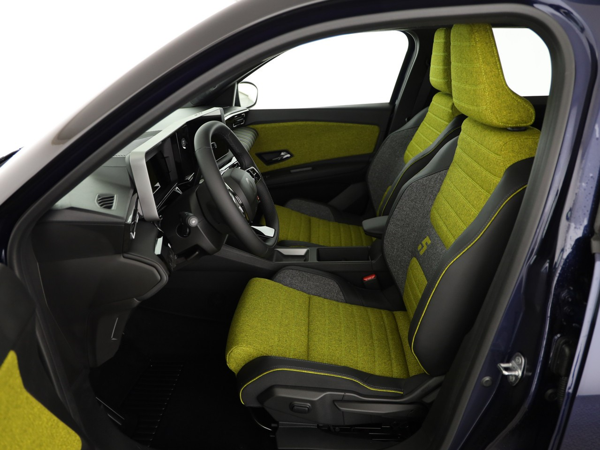 listing desktop thumbnail image 5