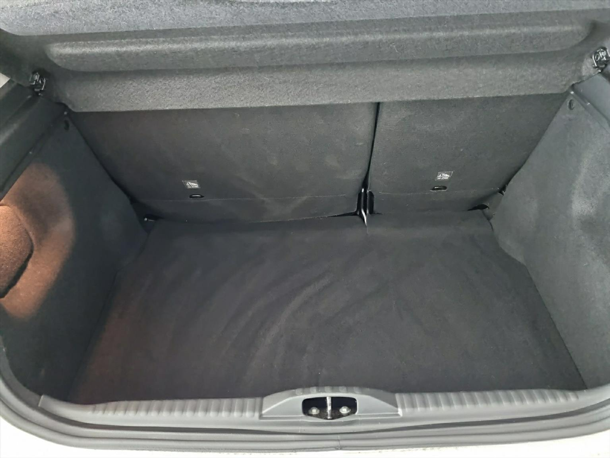 listing desktop thumbnail image 13