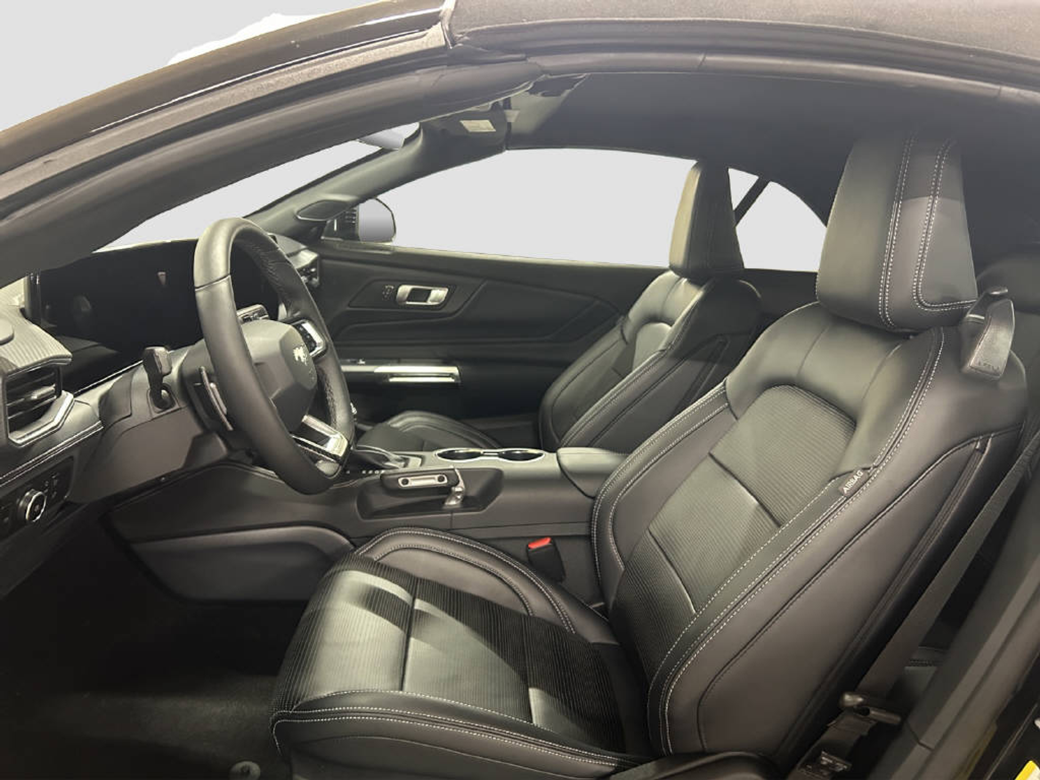 listing desktop thumbnail image 5