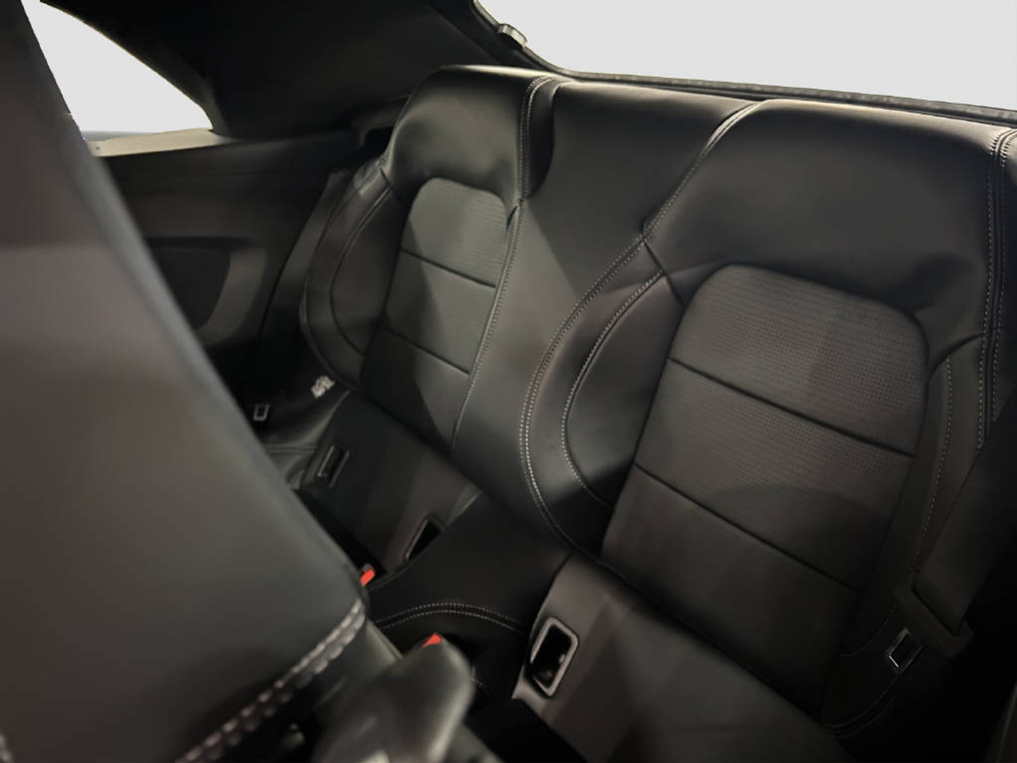 listing desktop thumbnail image 11