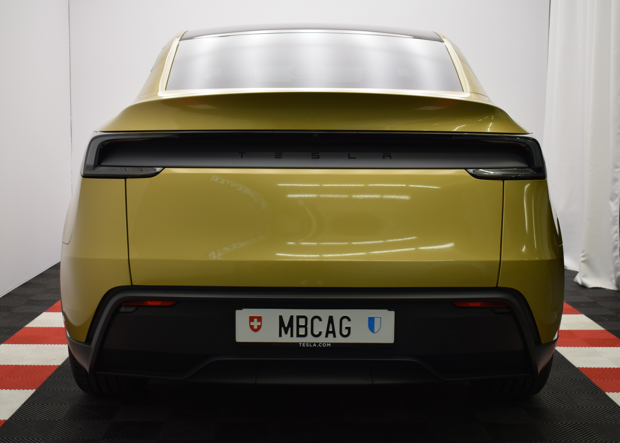 listing desktop thumbnail image 11