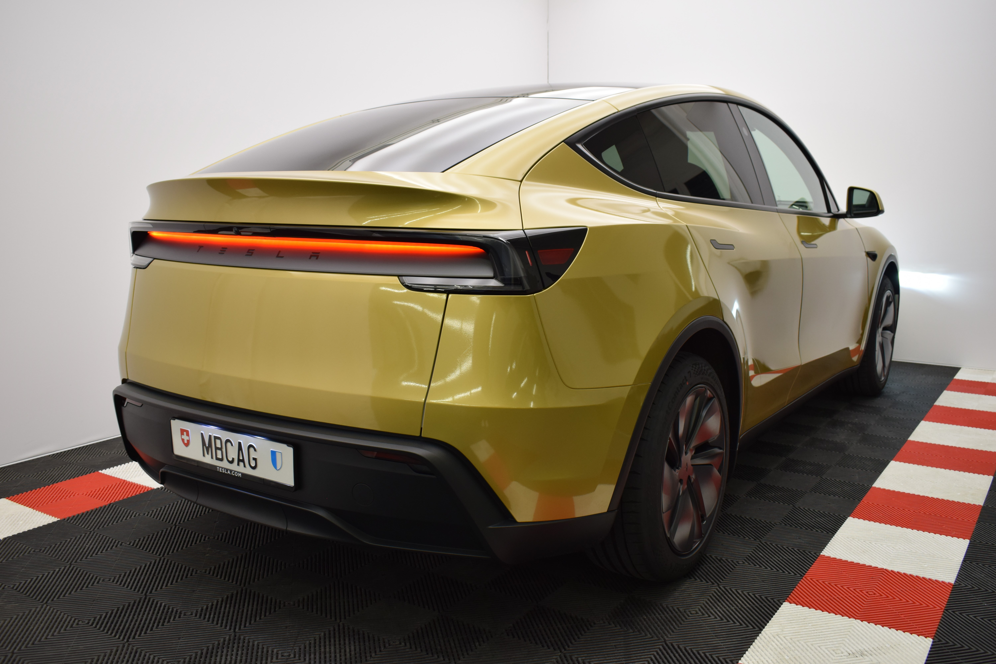 listing desktop thumbnail image 10