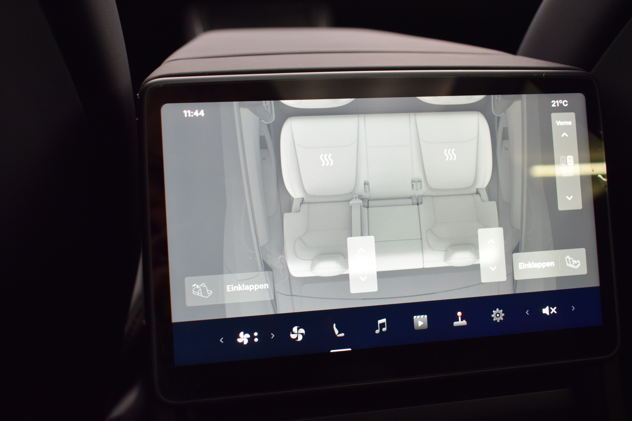 listing desktop thumbnail image 29