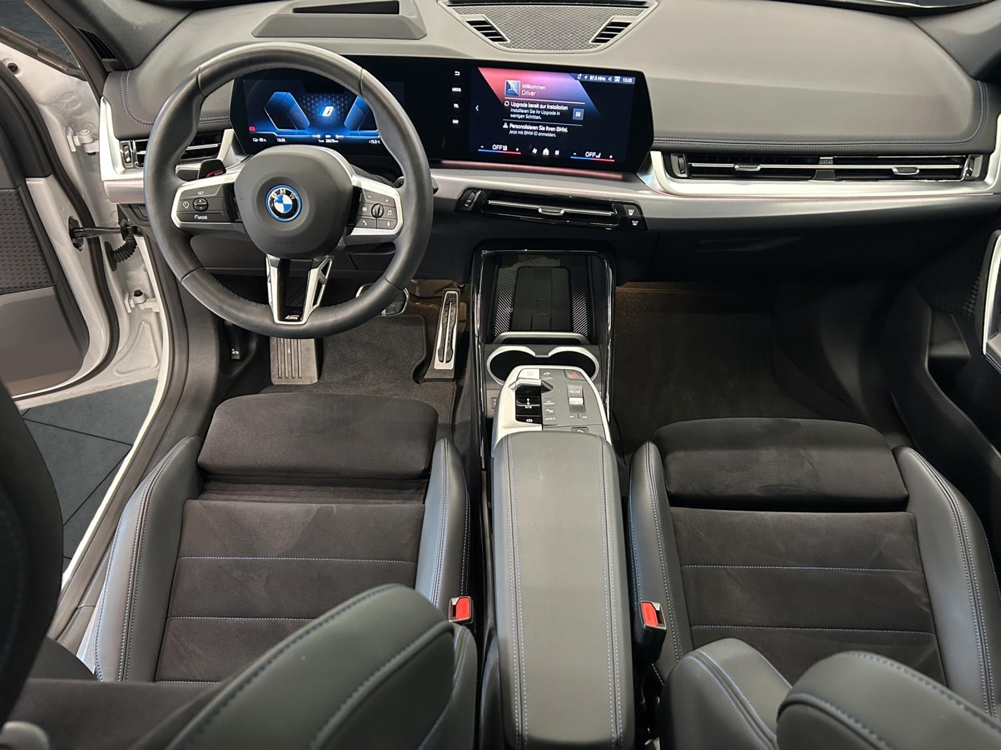 listing desktop thumbnail image 10