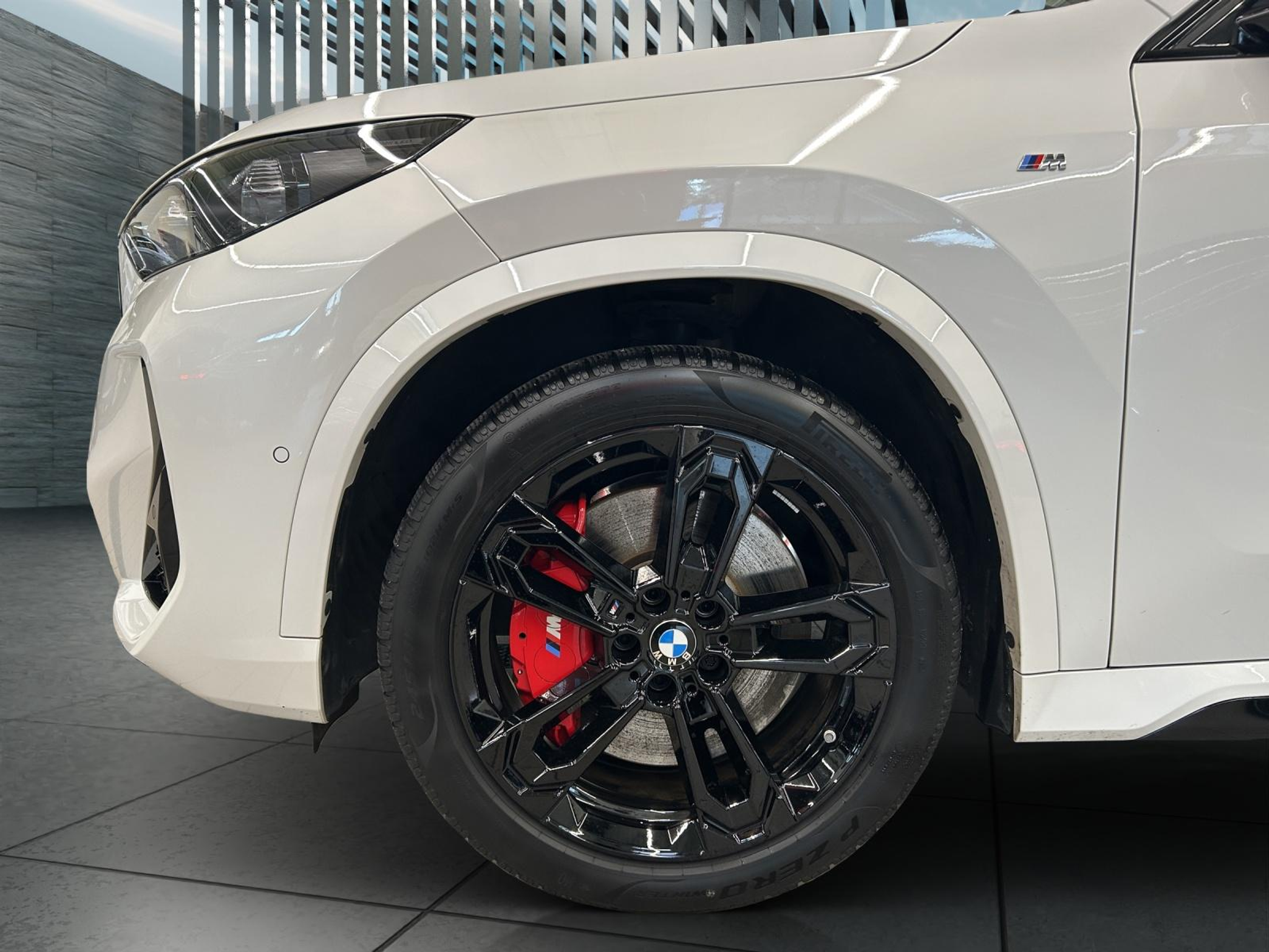 listing desktop thumbnail image 9