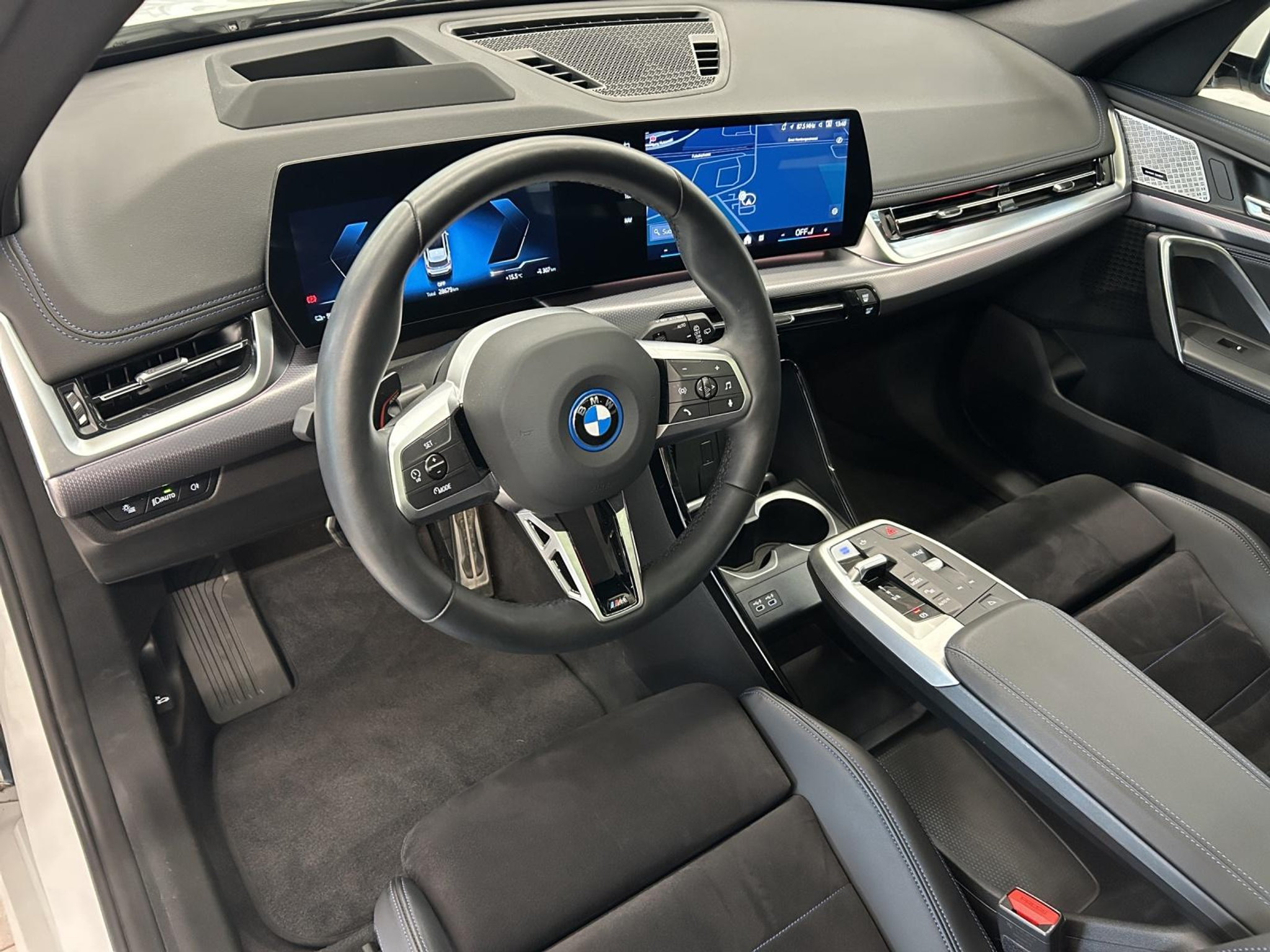 listing desktop thumbnail image 14