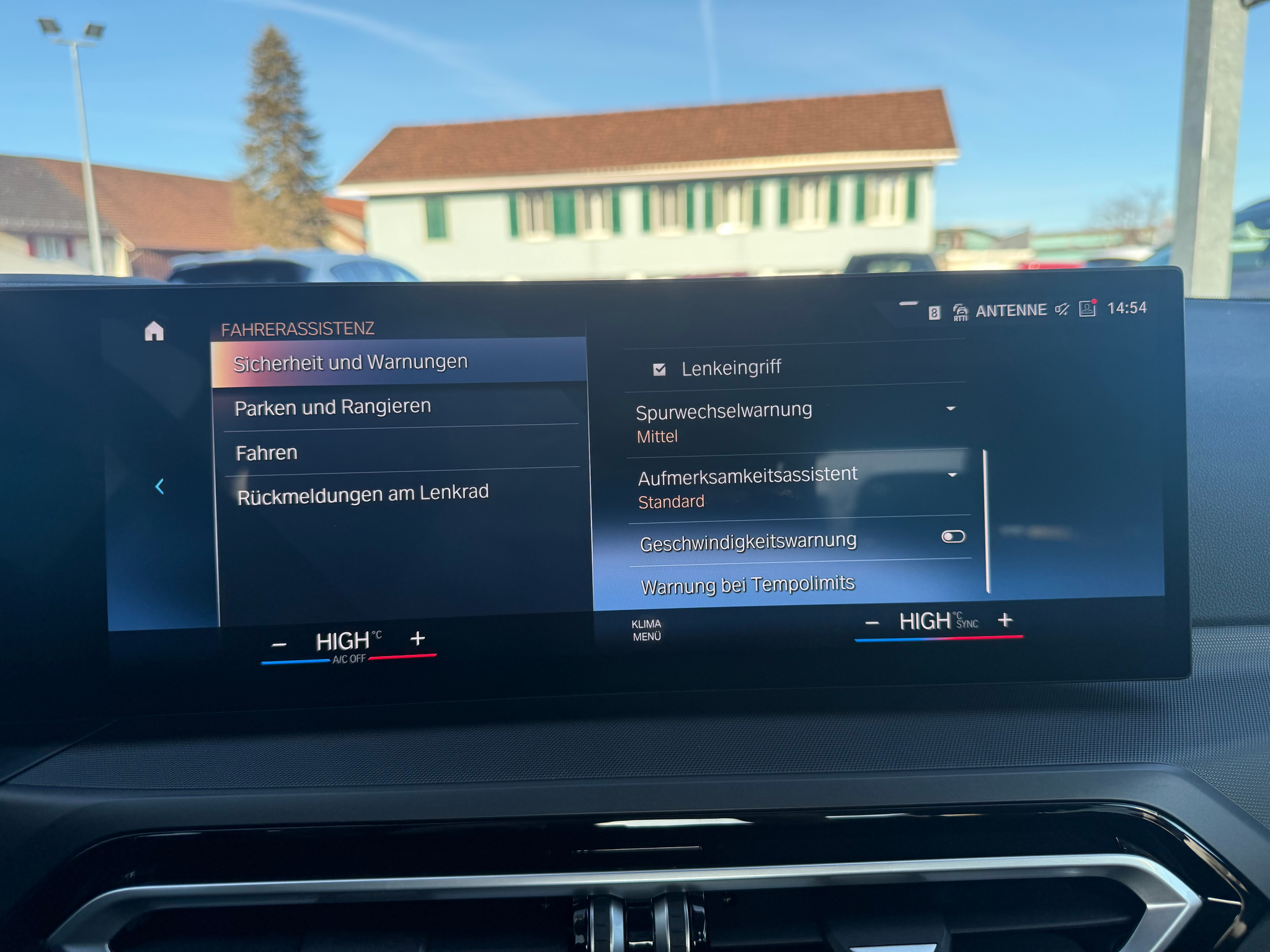 listing desktop thumbnail image 13