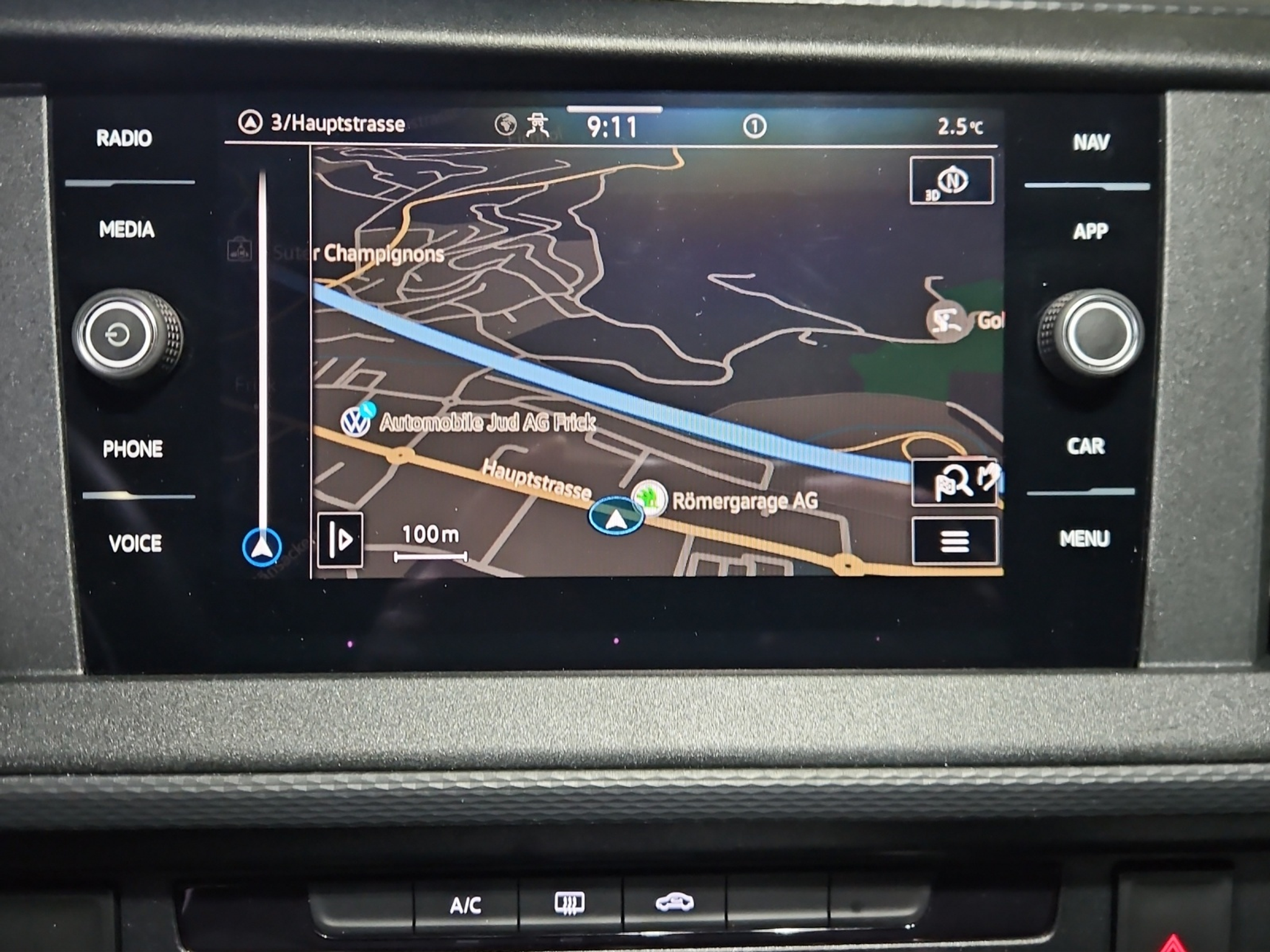 listing desktop thumbnail image 14