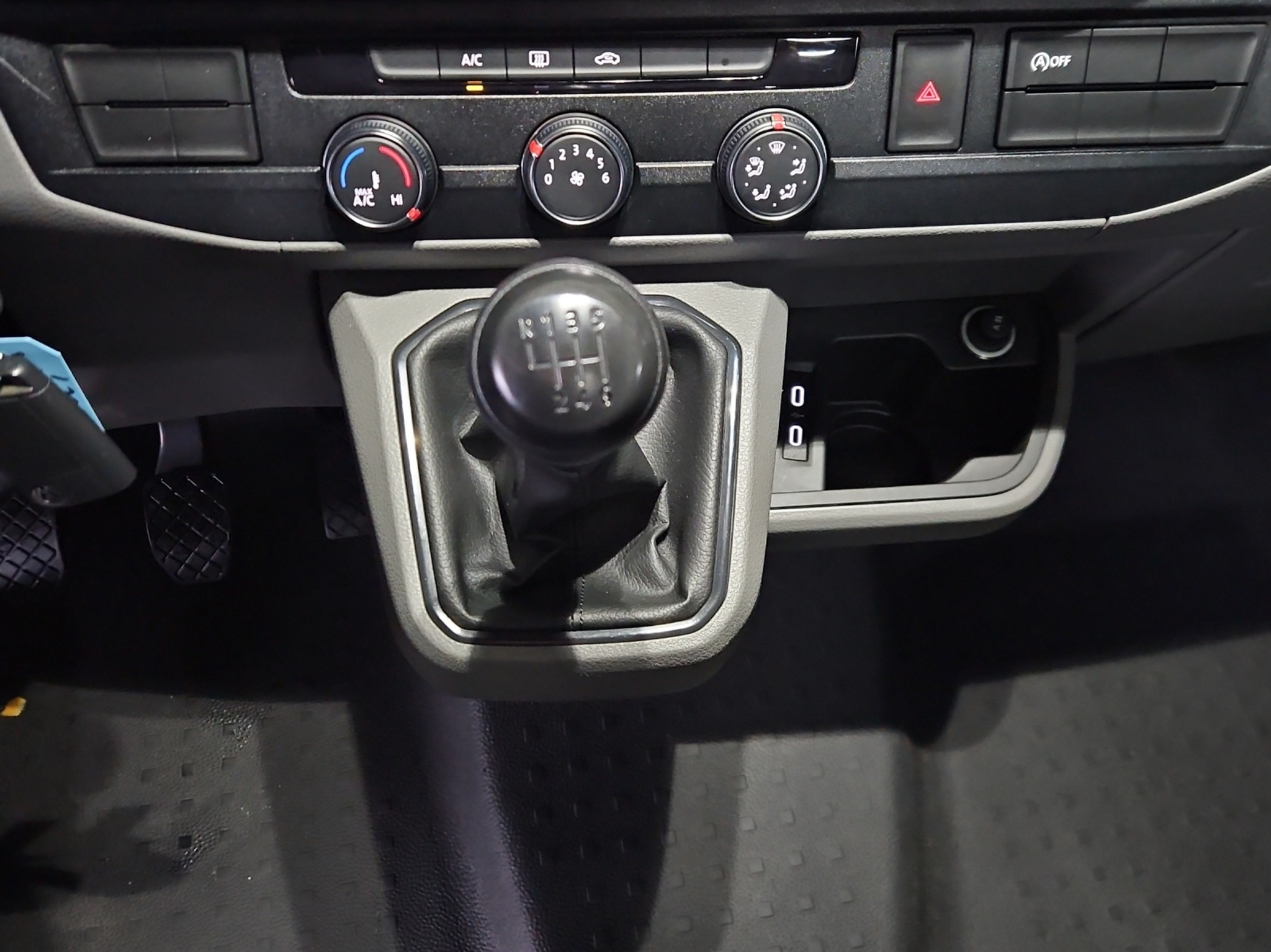 listing desktop thumbnail image 19