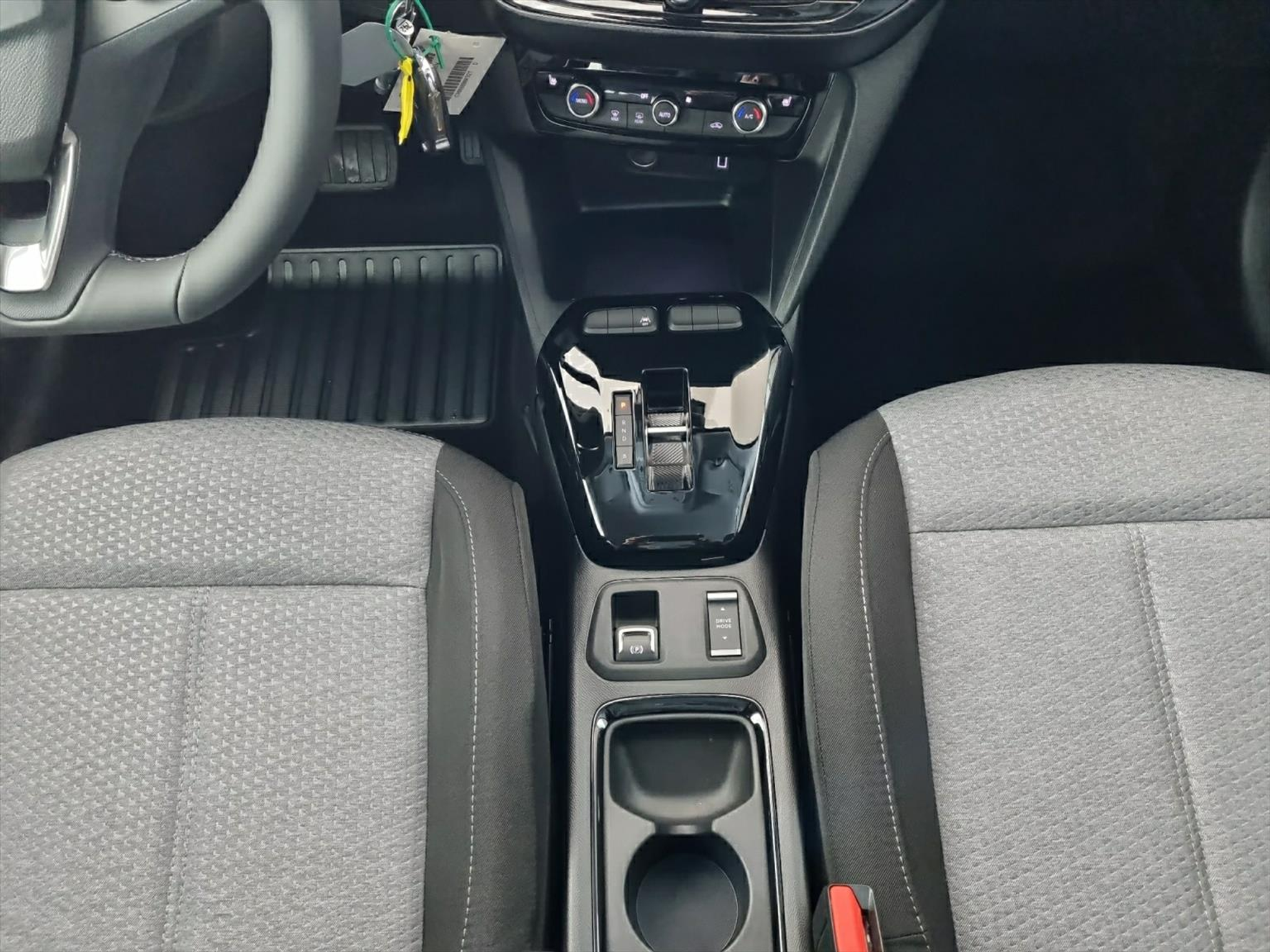 listing desktop thumbnail image 7