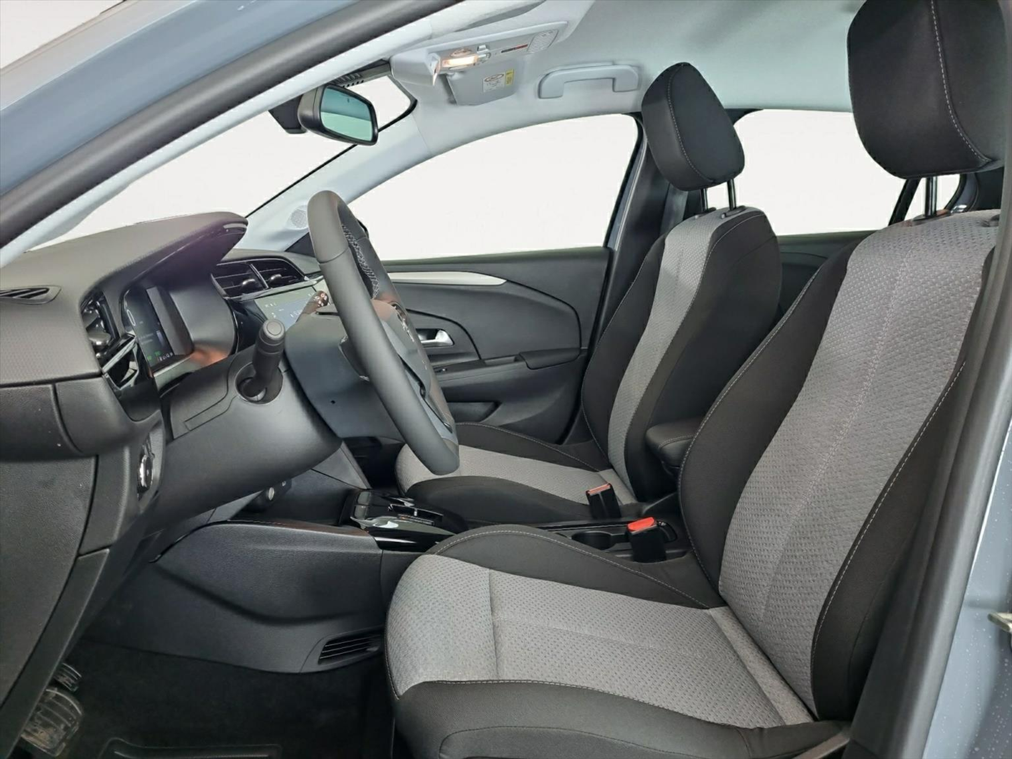 listing desktop thumbnail image 4