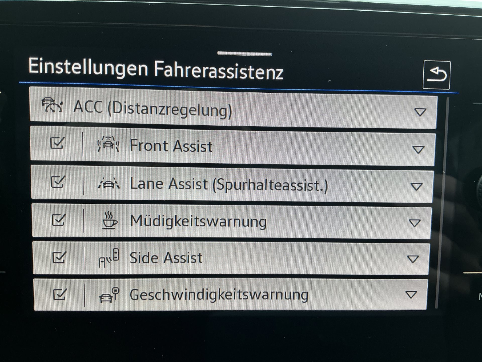 listing desktop thumbnail image 19