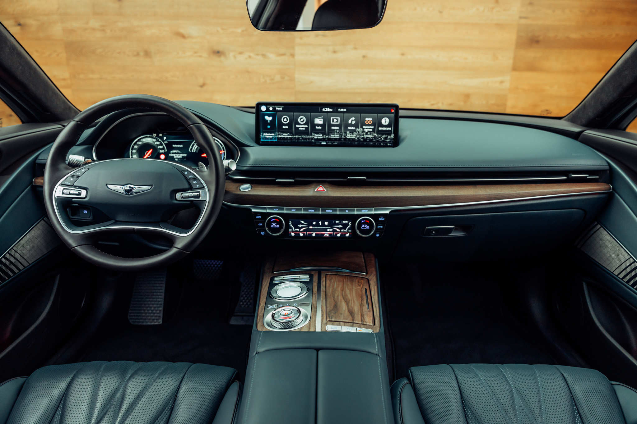 listing desktop thumbnail image 4