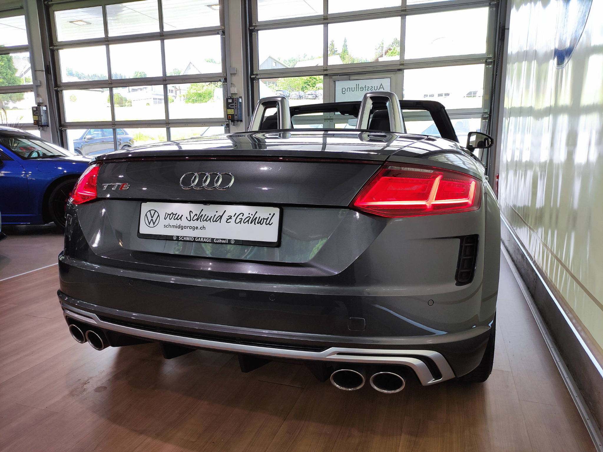 listing desktop thumbnail image 14