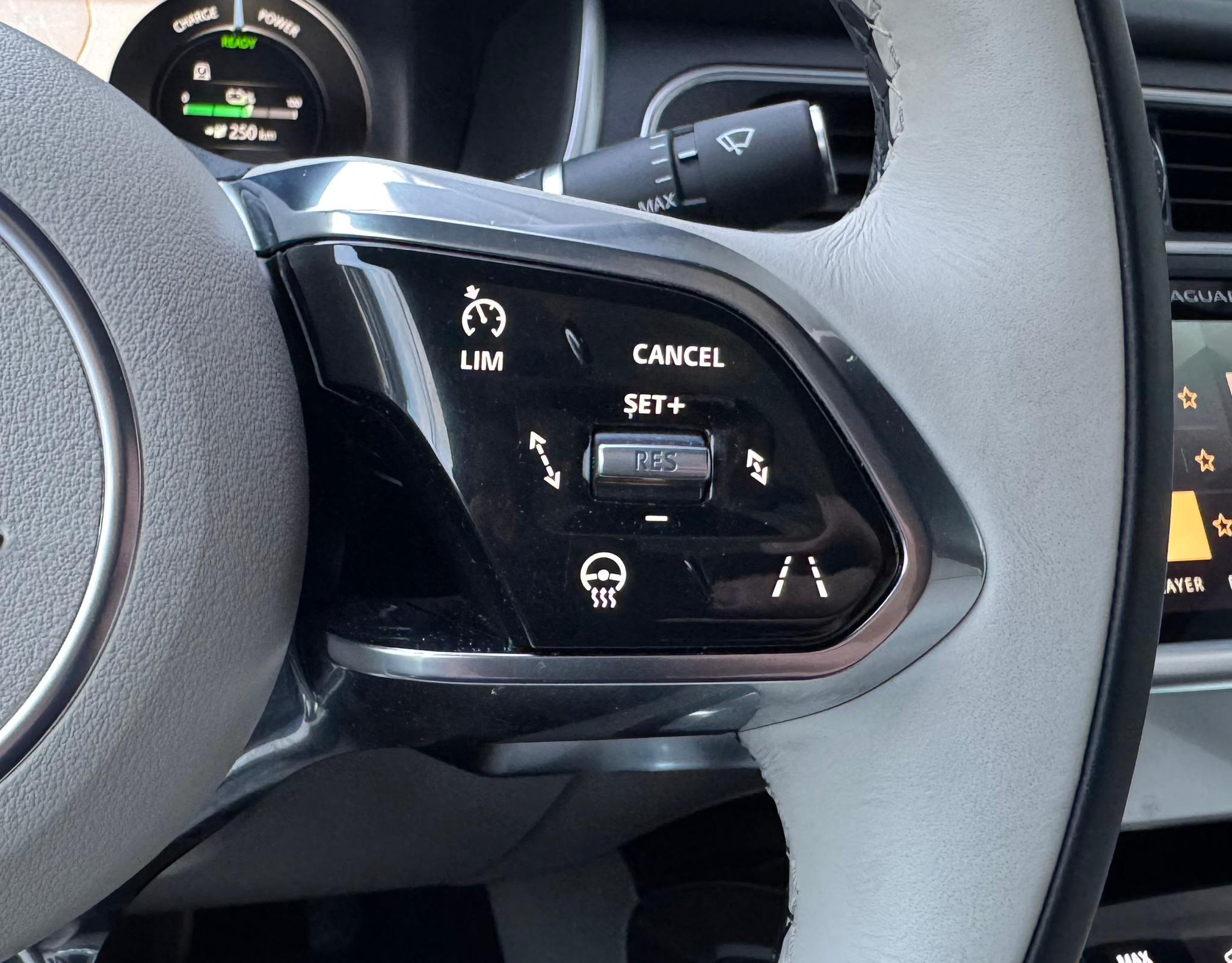 listing desktop thumbnail image 15