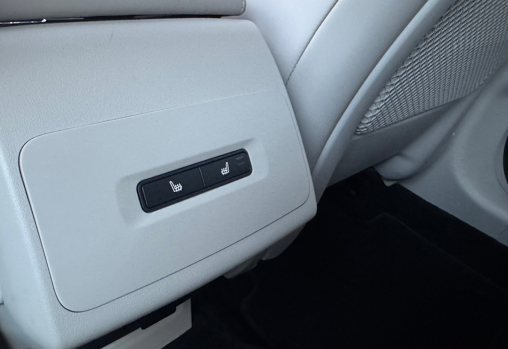 listing desktop thumbnail image 11