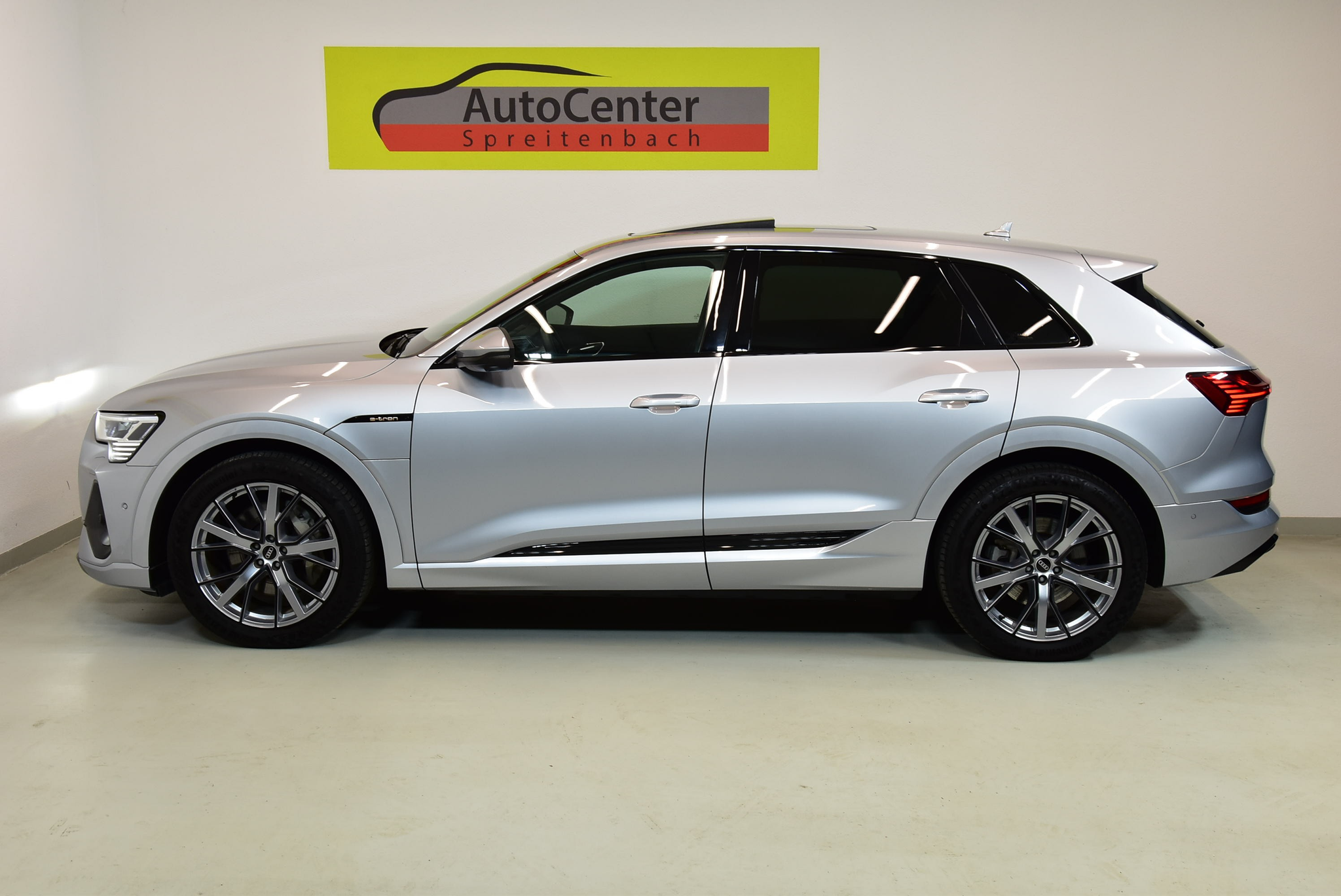 listing desktop thumbnail image 12