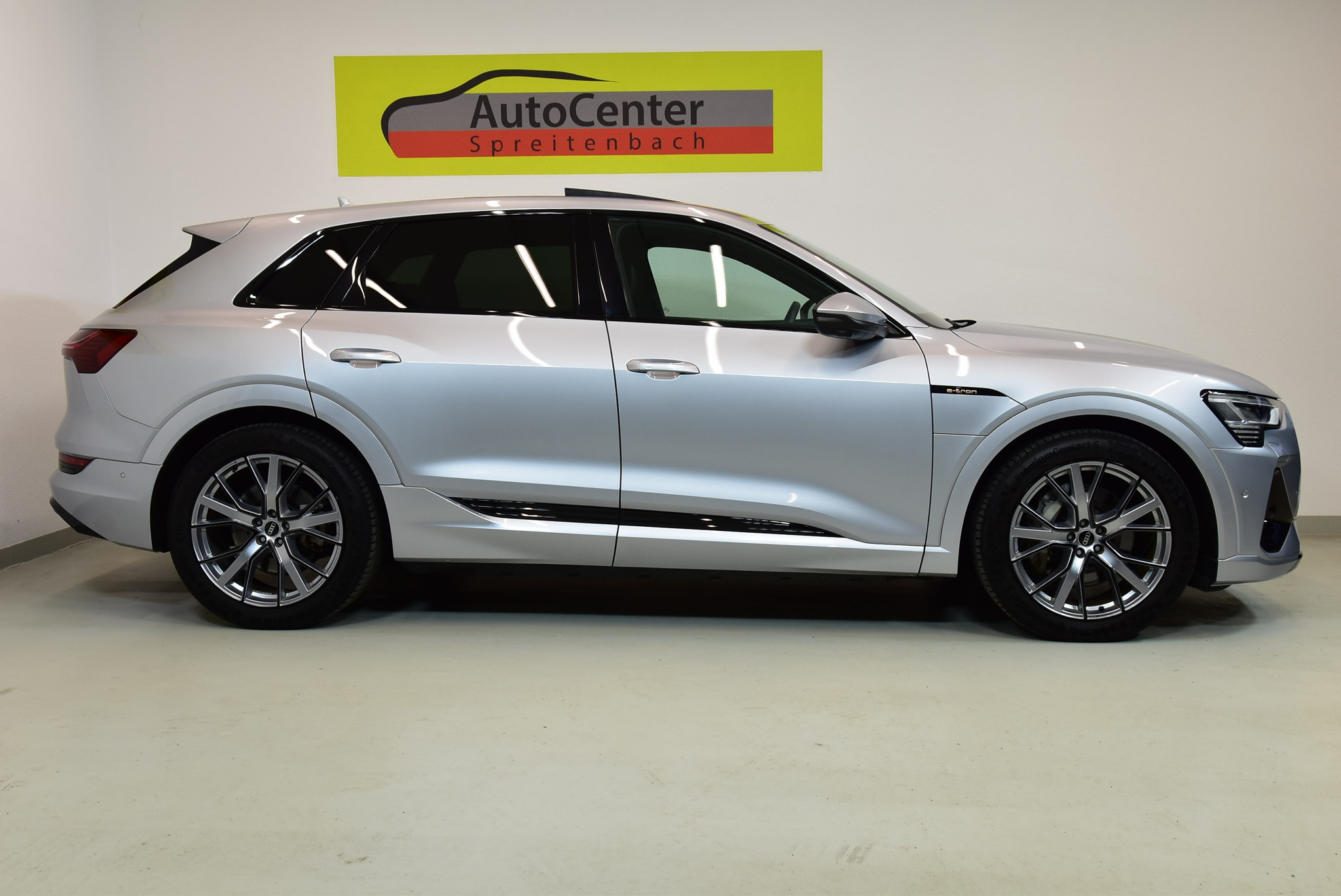 listing desktop thumbnail image 10