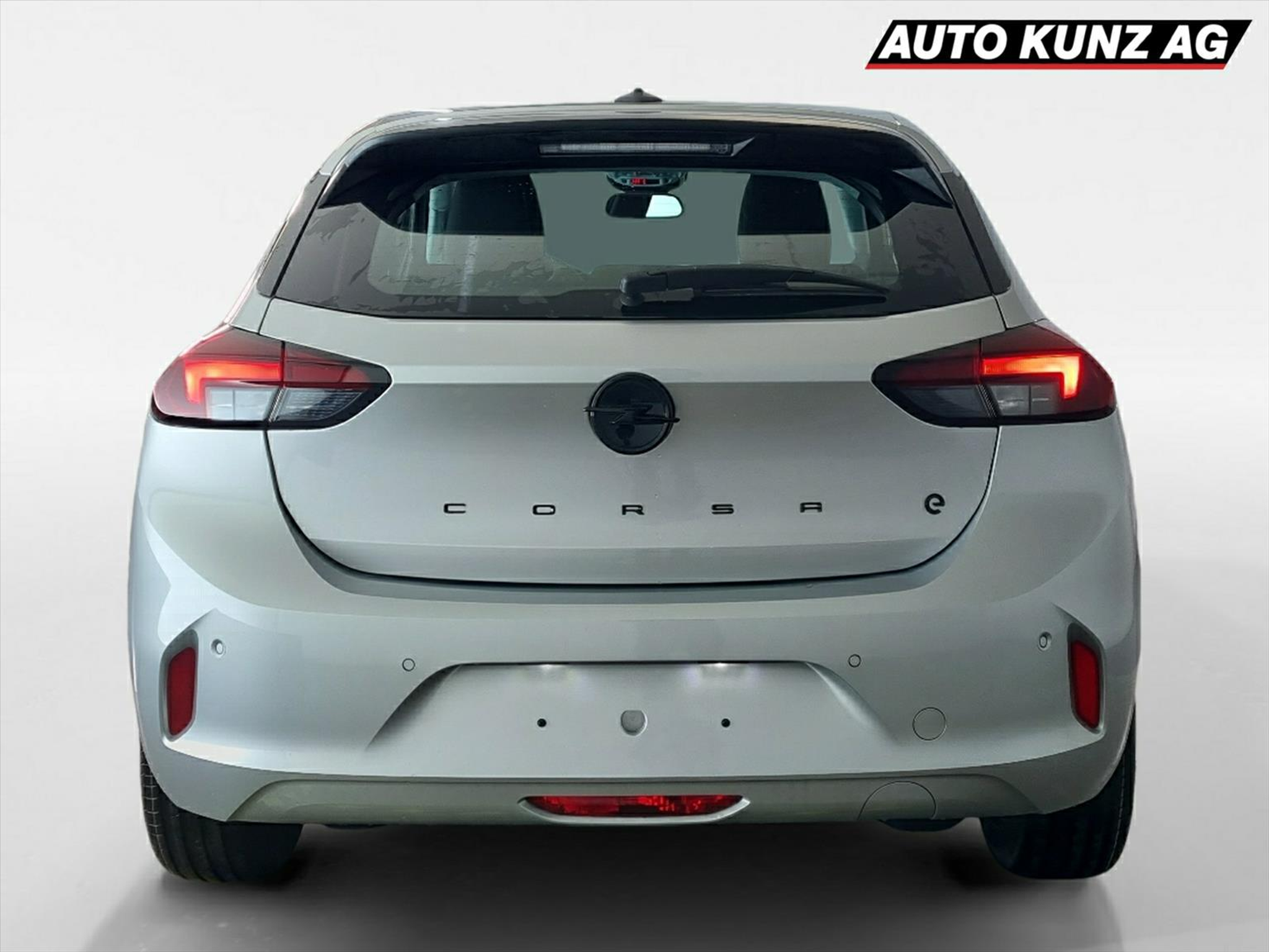 listing desktop thumbnail image 3