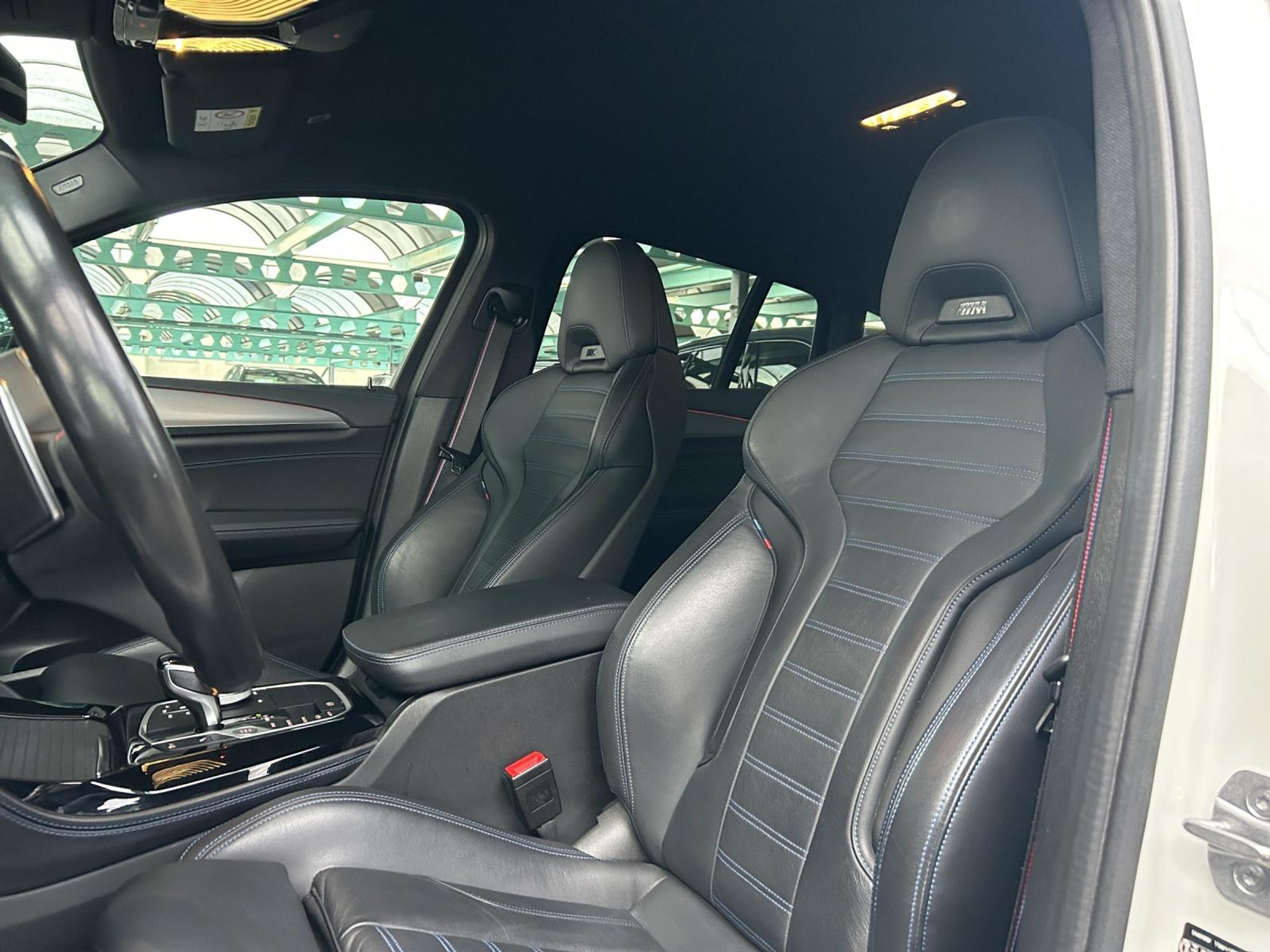 listing desktop thumbnail image 12