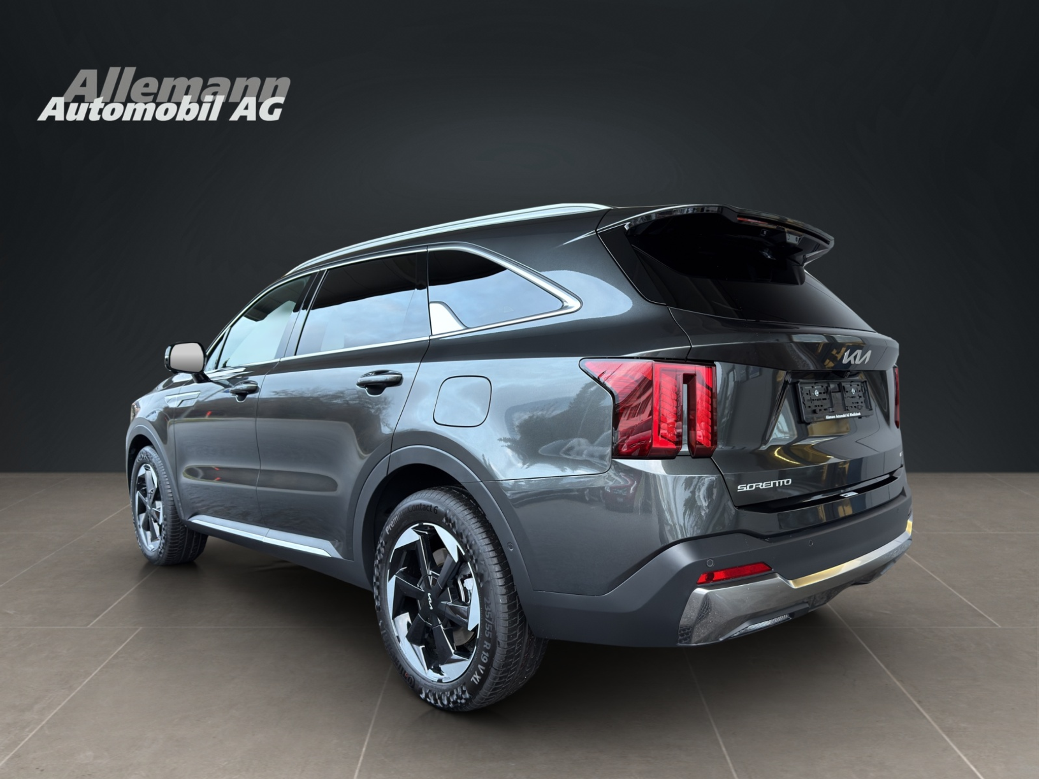 listing desktop thumbnail image 3